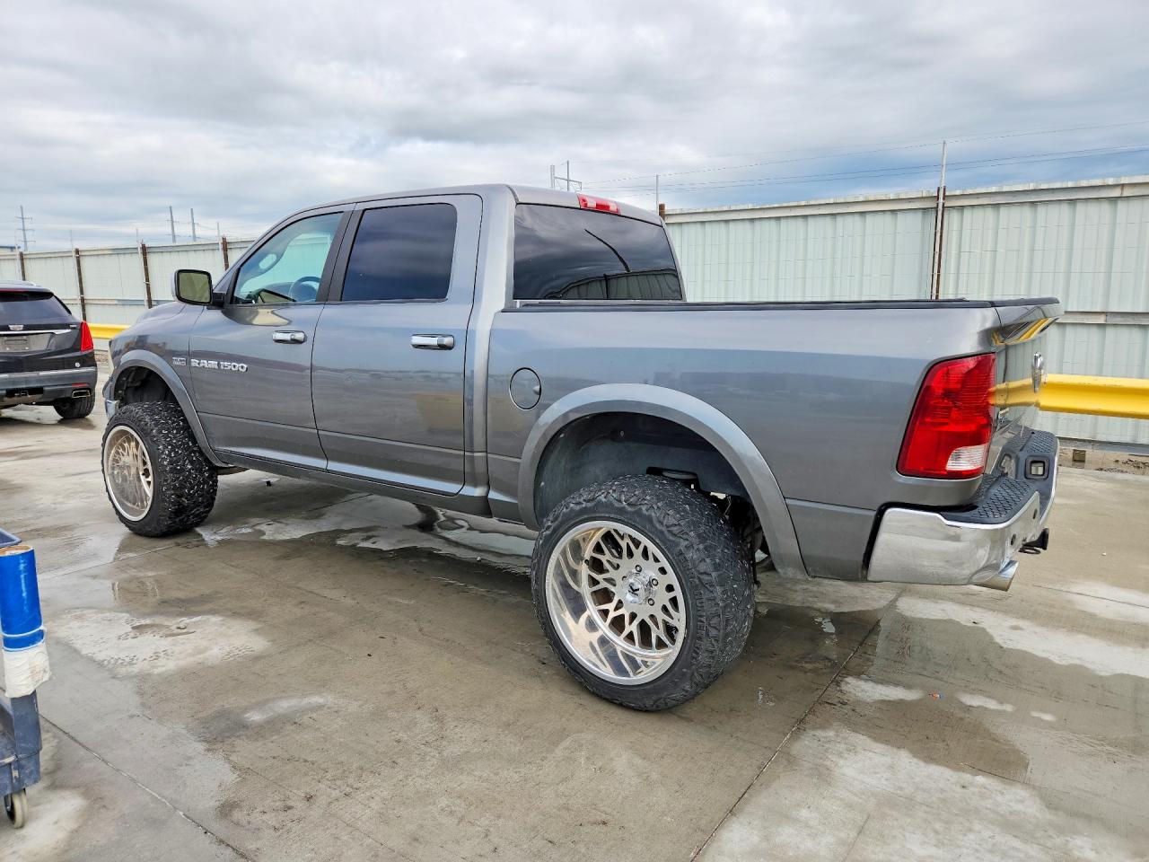 2011 Dodge Ram 1500 Серебряный vin: 1D7RV1CT0BS706337