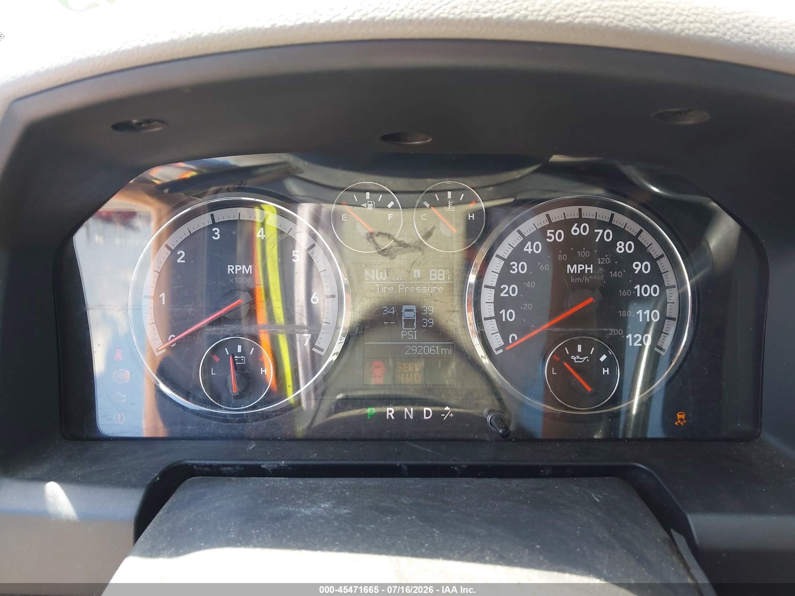 2010 Dodge Ram 1500 Slt/sport/trx Red vin: 1D7RV1CT1AS192156
