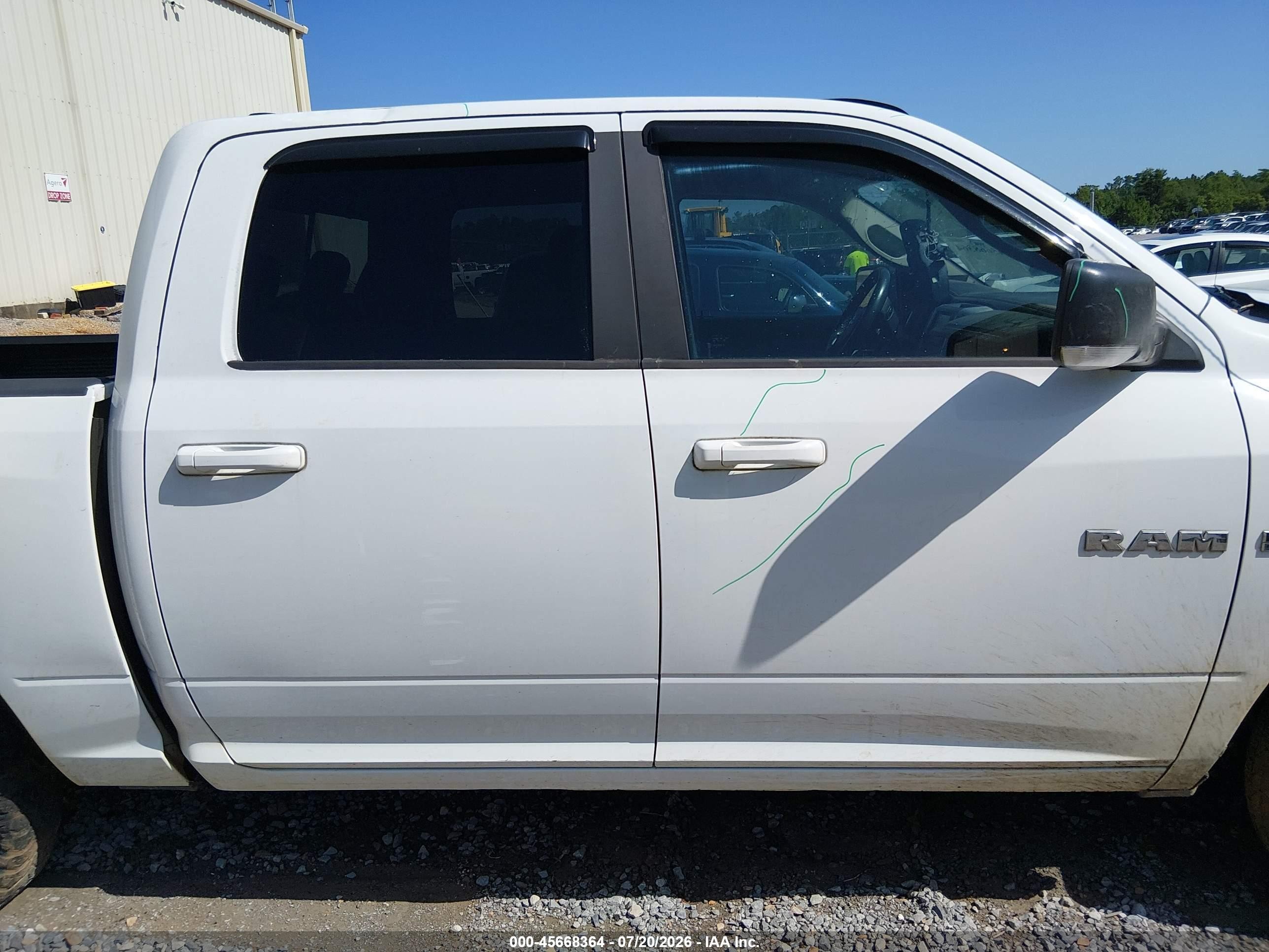 2010 Dodge Ram 1500 Slt/sport/trx White vin: 1D7RV1CT1AS207660