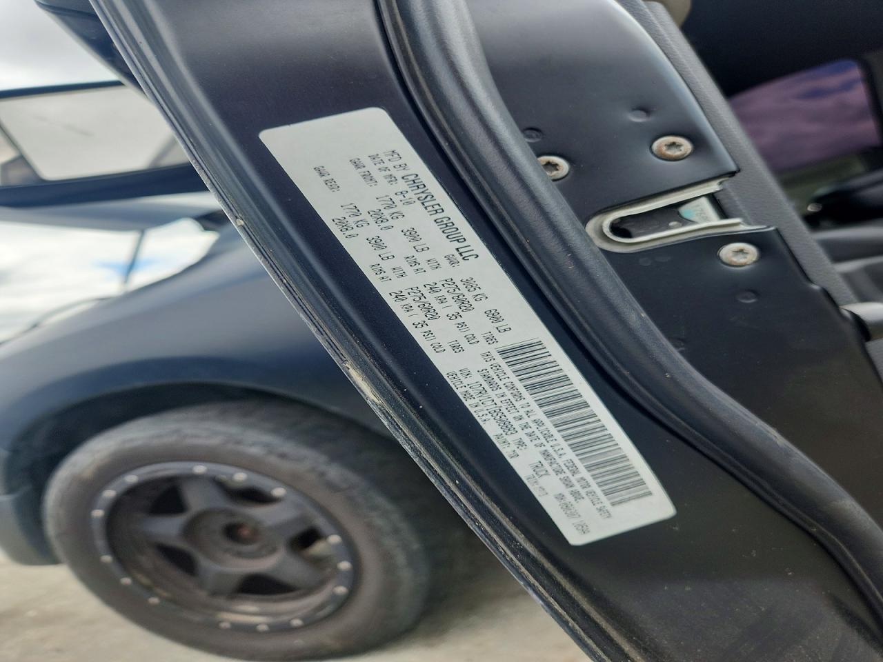 2011 Dodge Ram 1500 Черный vin: 1D7RV1CT1BS508883