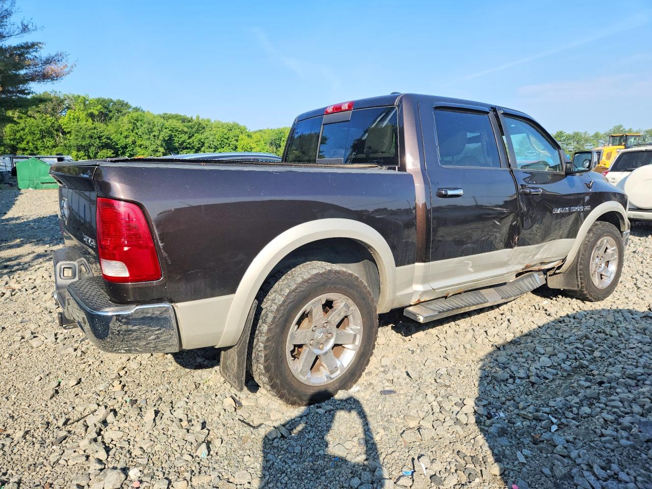 2011 Dodge Ram 1500 Brown vin: 1D7RV1CT1BS588542