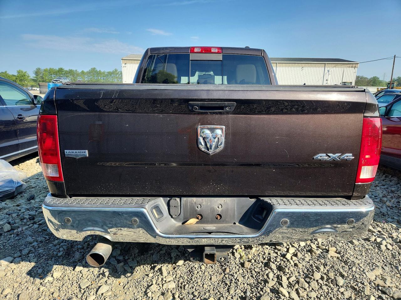 2011 Dodge Ram 1500 Brown vin: 1D7RV1CT1BS588542