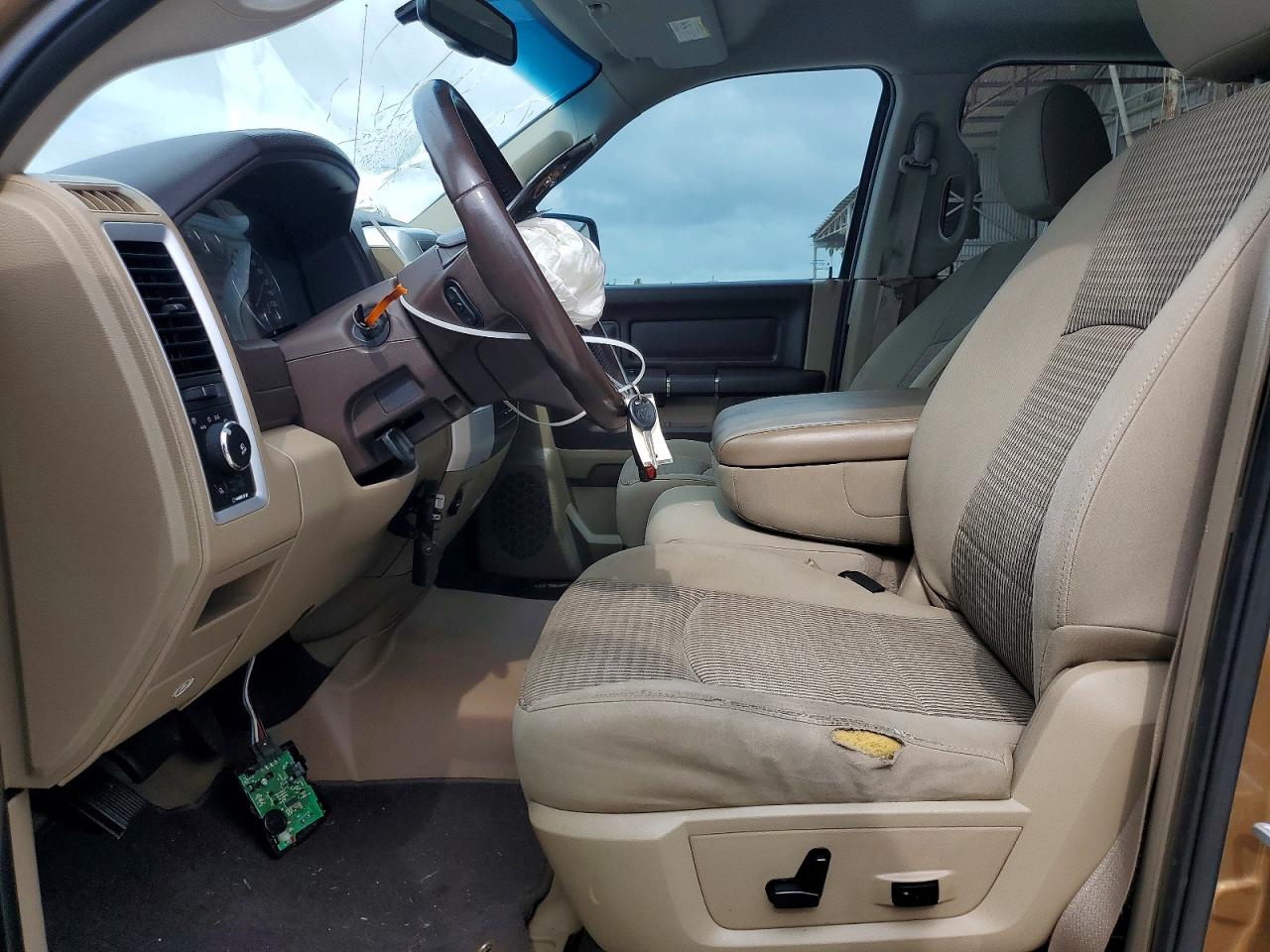 2011 Dodge Ram 1500 Brown vin: 1D7RV1CT1BS589304