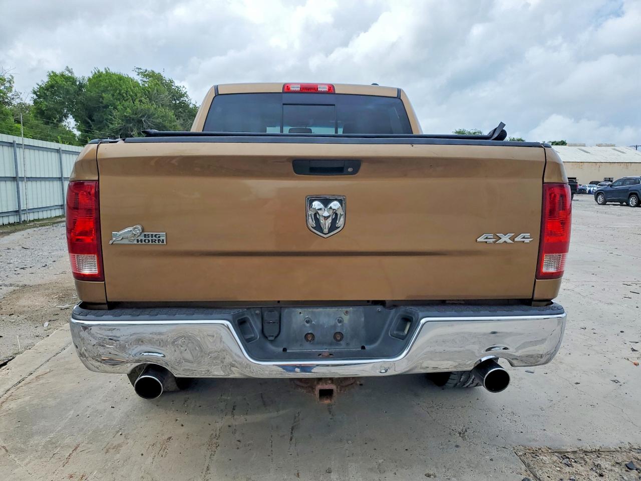 2011 Dodge Ram 1500 Brown vin: 1D7RV1CT1BS589304