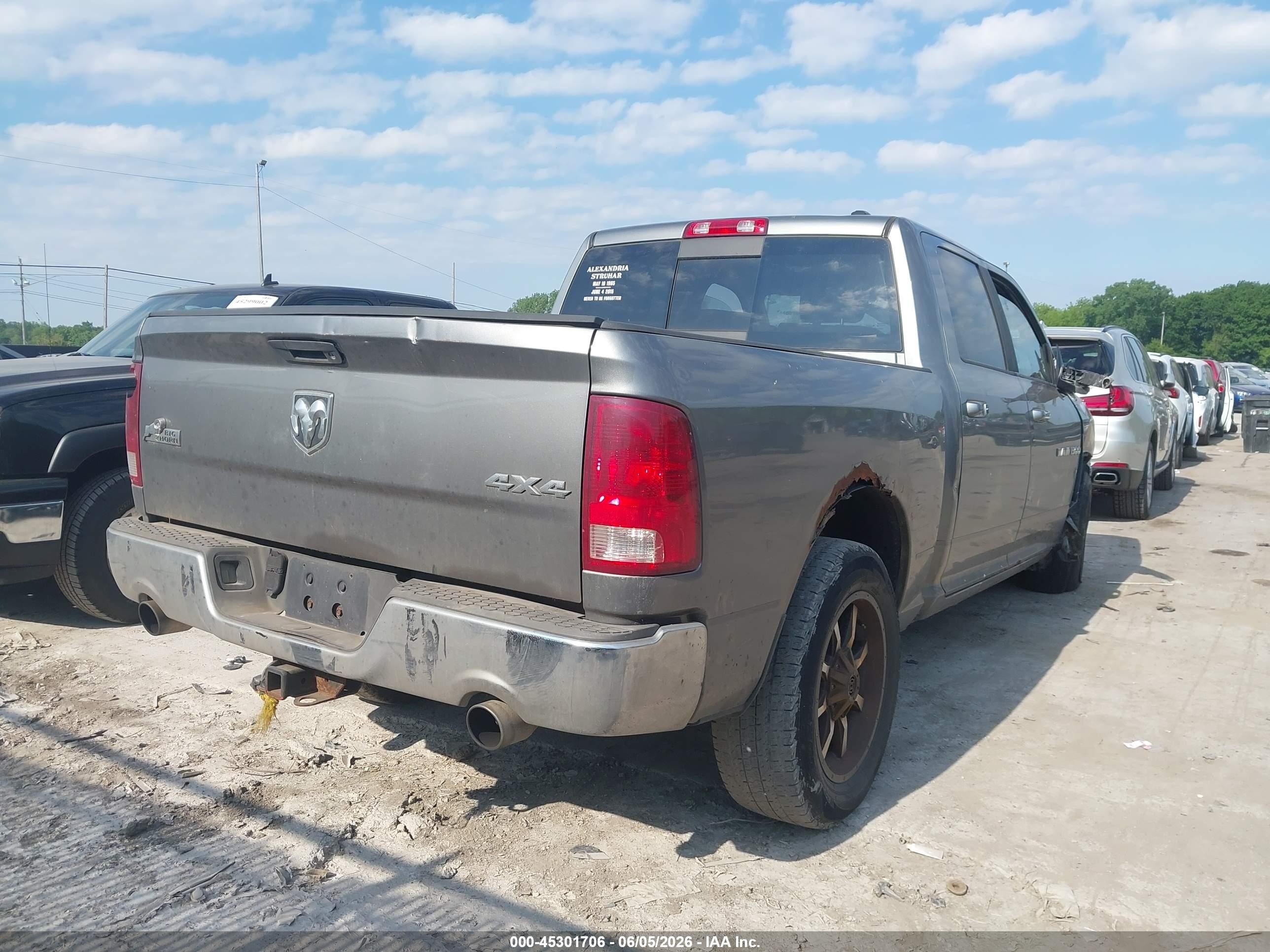 2011 Ram Ram 1500 Slt Серый vin: 1D7RV1CT1BS621829