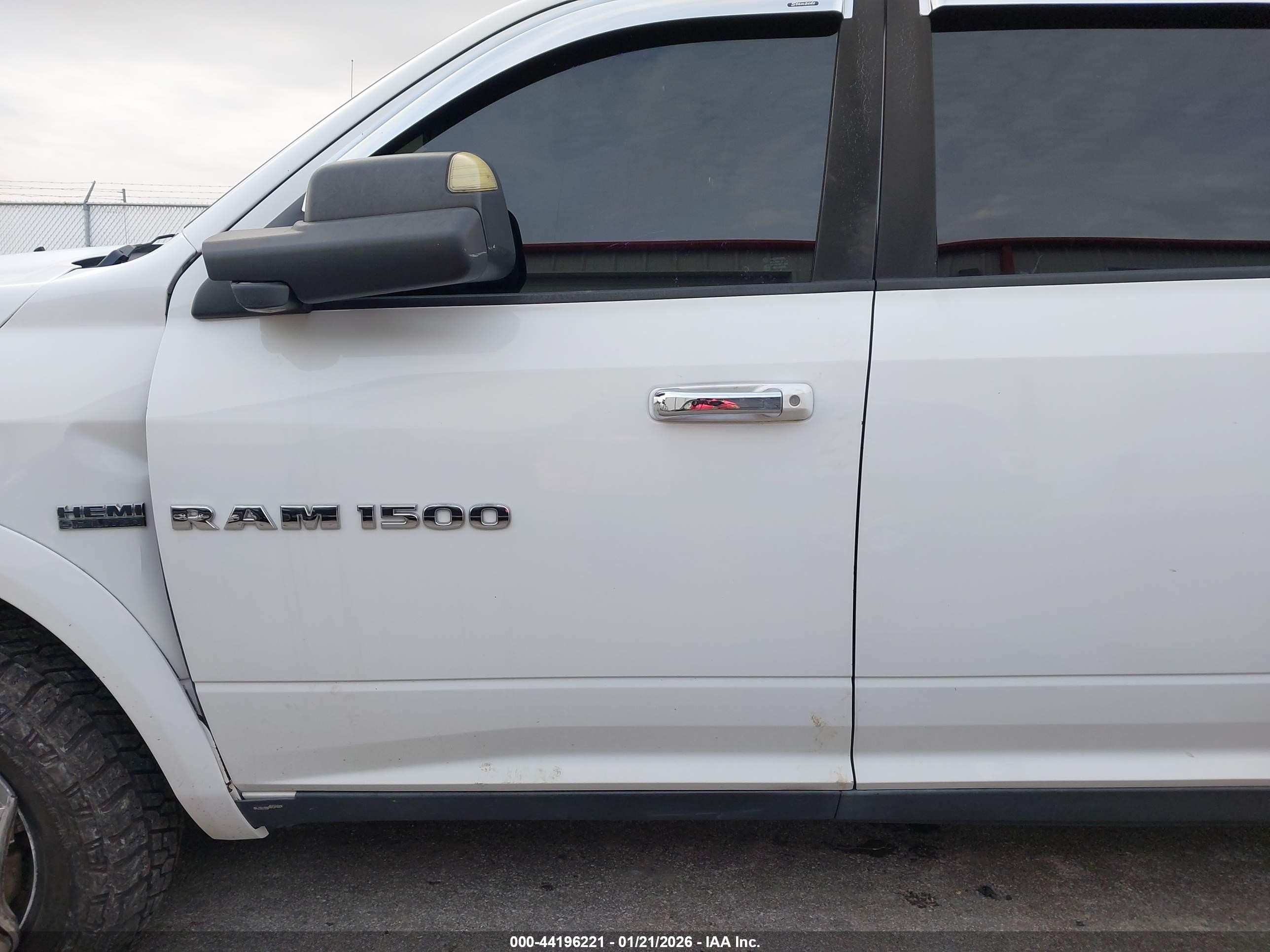 2011 Ram Ram 1500 Laramie White vin: 1D7RV1CT1BS686440