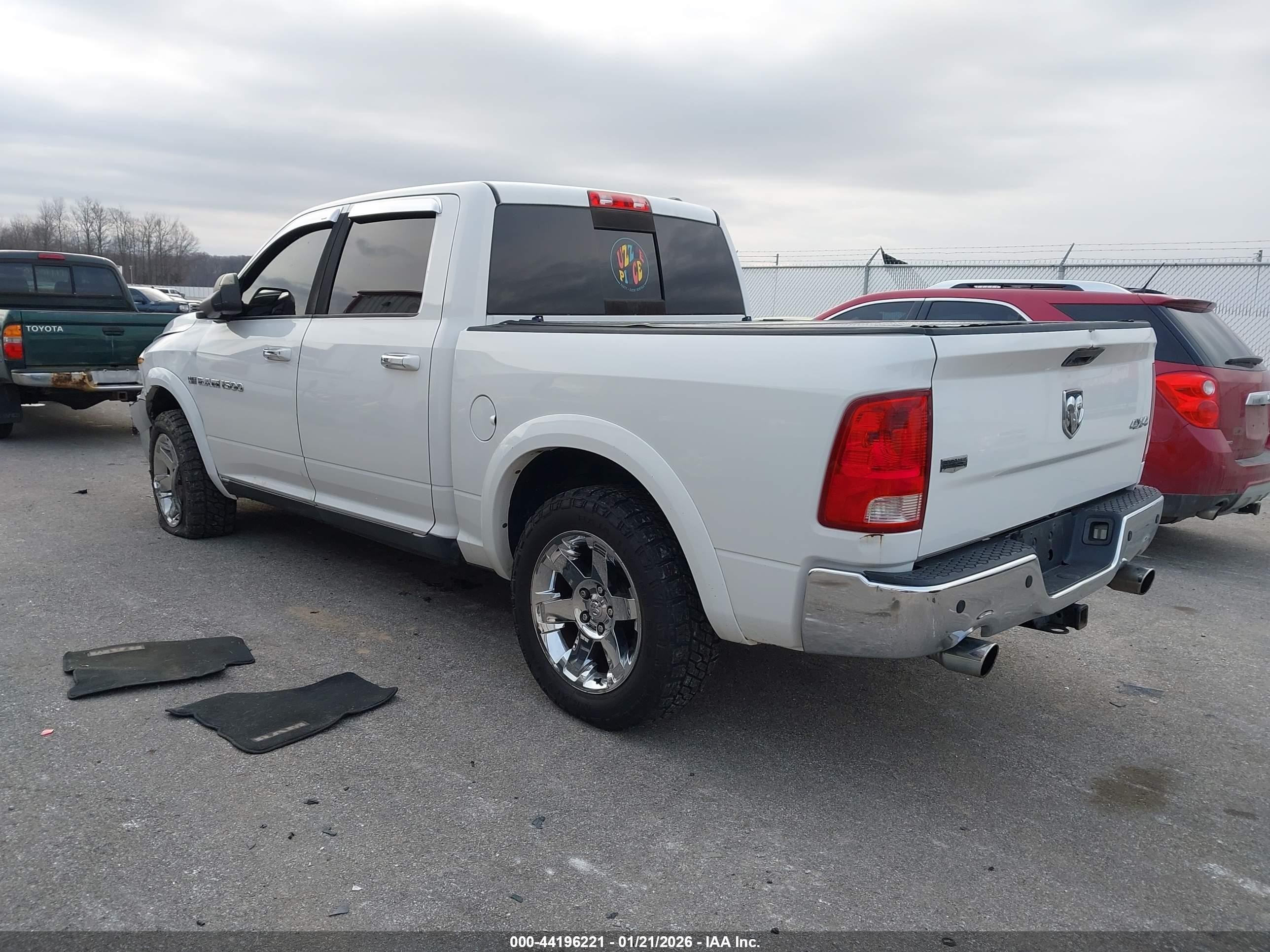 2011 Ram Ram 1500 Laramie White vin: 1D7RV1CT1BS686440