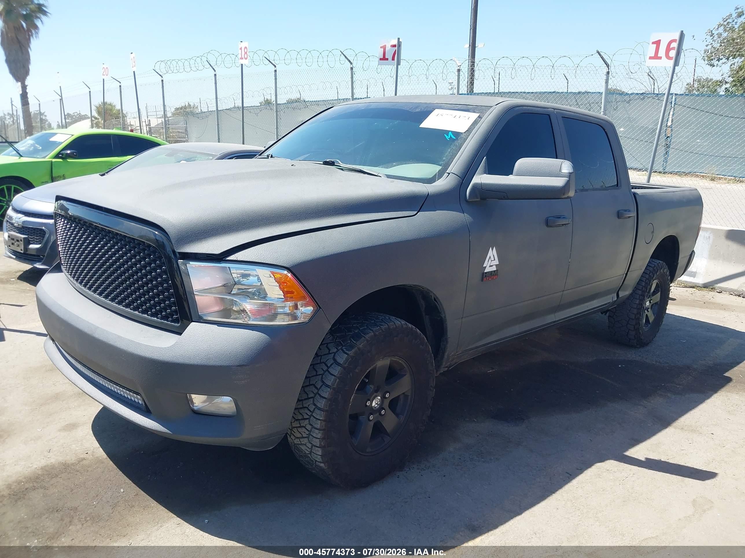 2010 Dodge Ram 1500 Slt/sport/trx Gray vin: 1D7RV1CT2AS259668