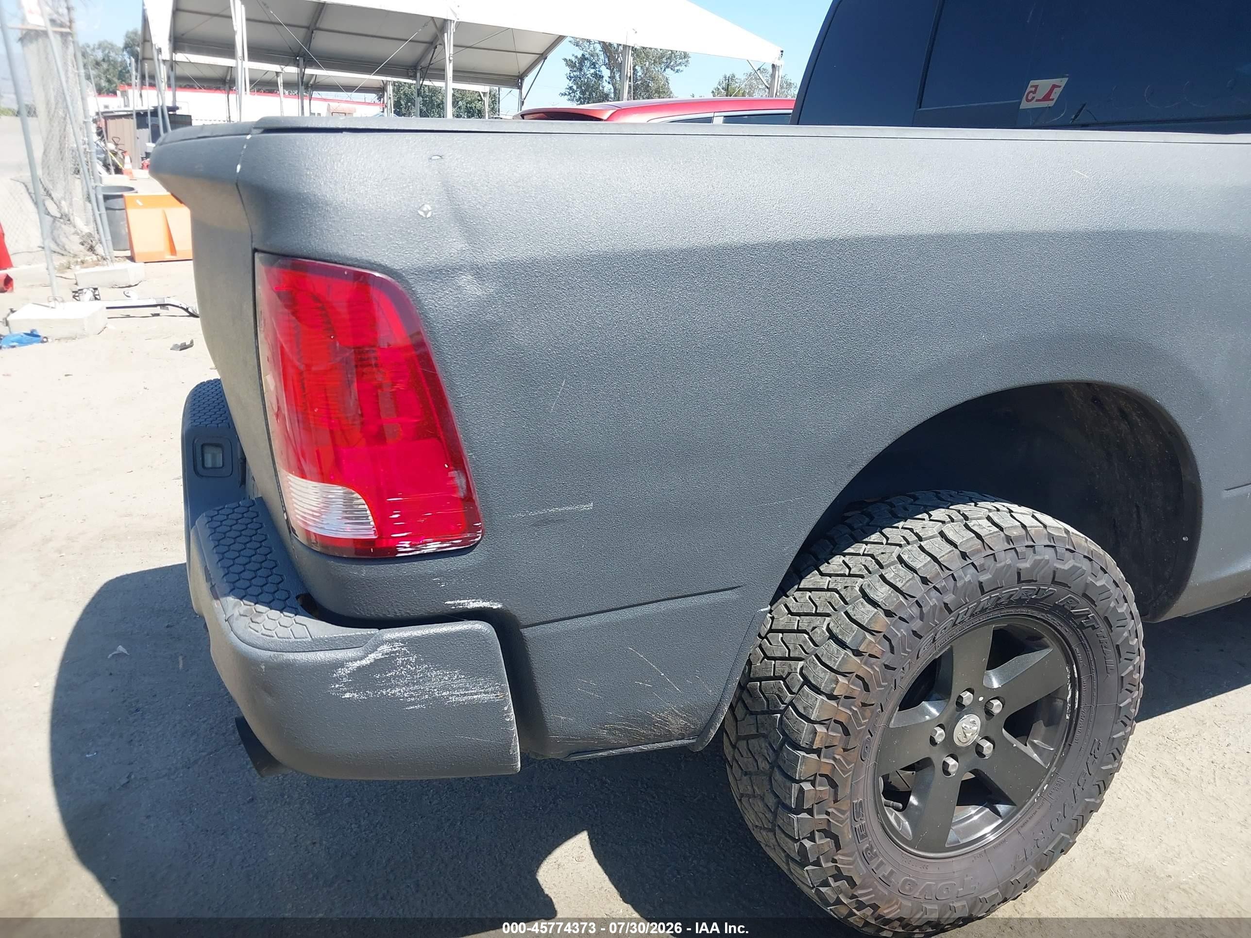 2010 Dodge Ram 1500 Slt/sport/trx Gray vin: 1D7RV1CT2AS259668