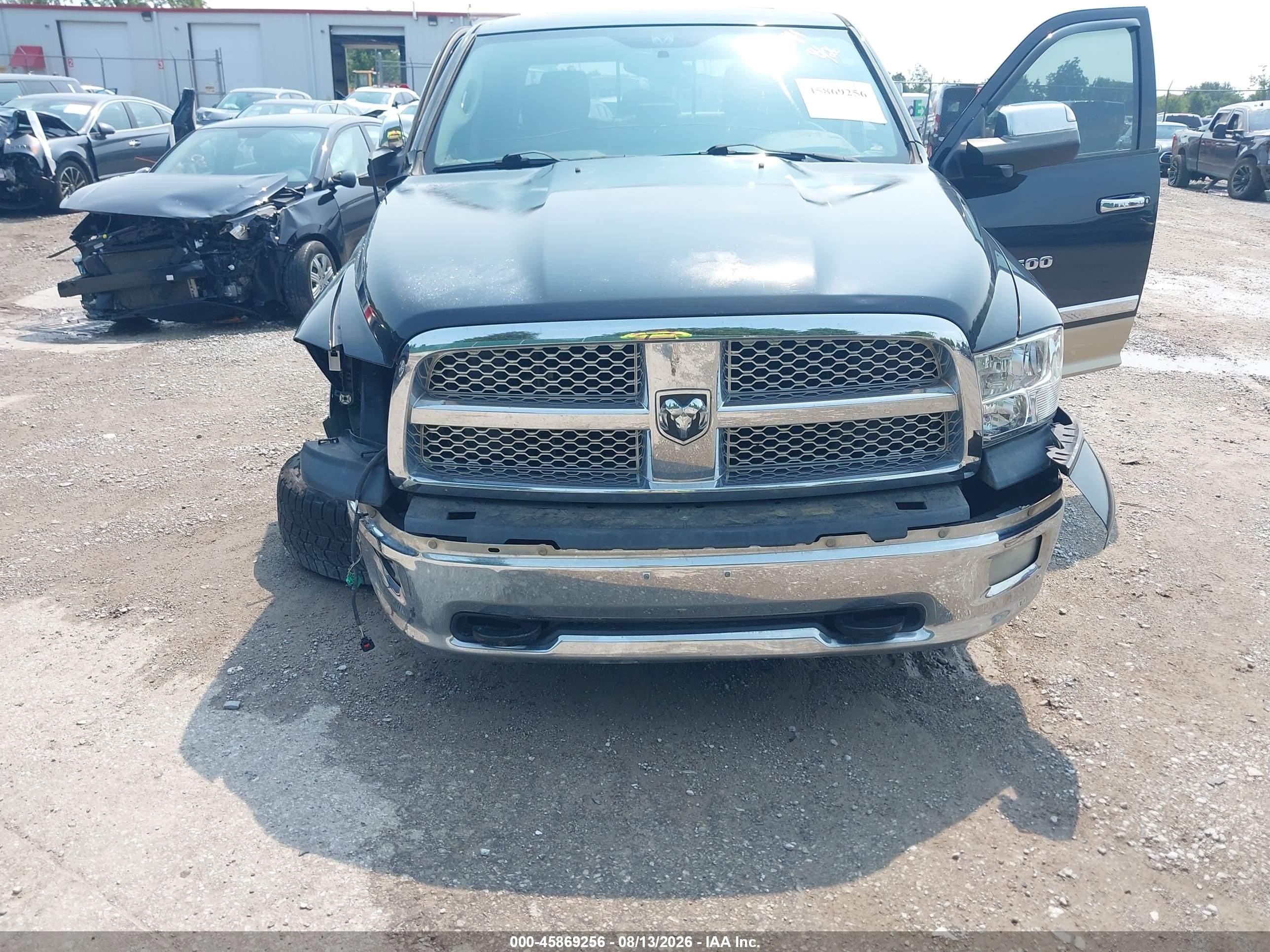 2011 Ram Ram 1500 Laramie Черный vin: 1D7RV1CT2BS508794