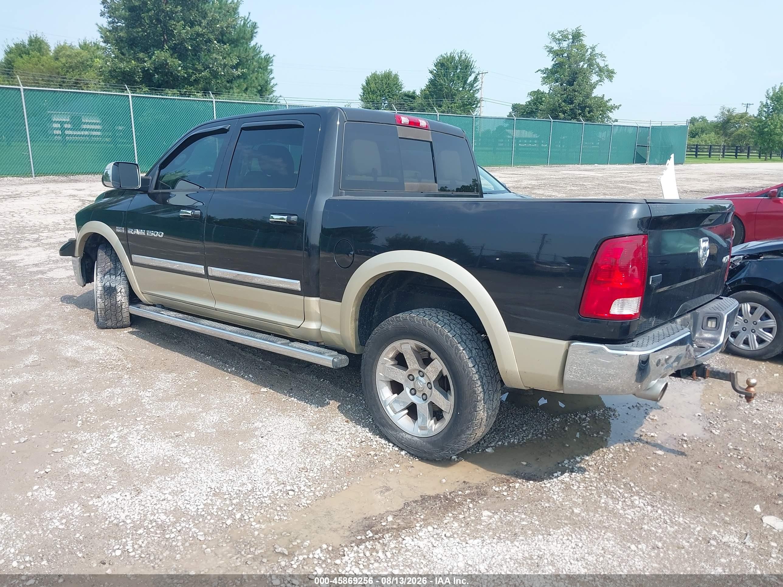 2011 Ram Ram 1500 Laramie Черный vin: 1D7RV1CT2BS508794
