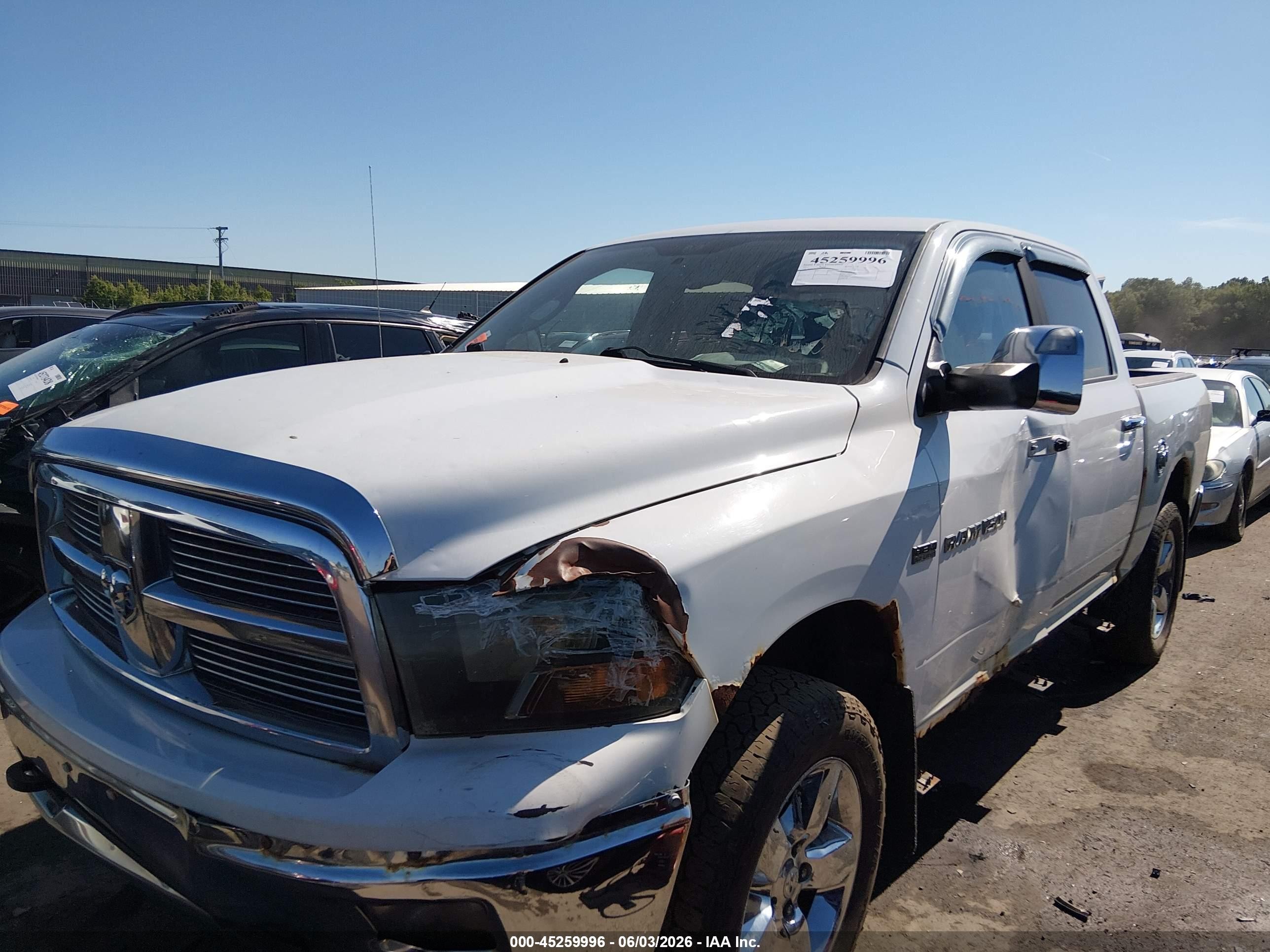 2011 Ram Ram 1500 Slt White vin: 1D7RV1CT2BS592132