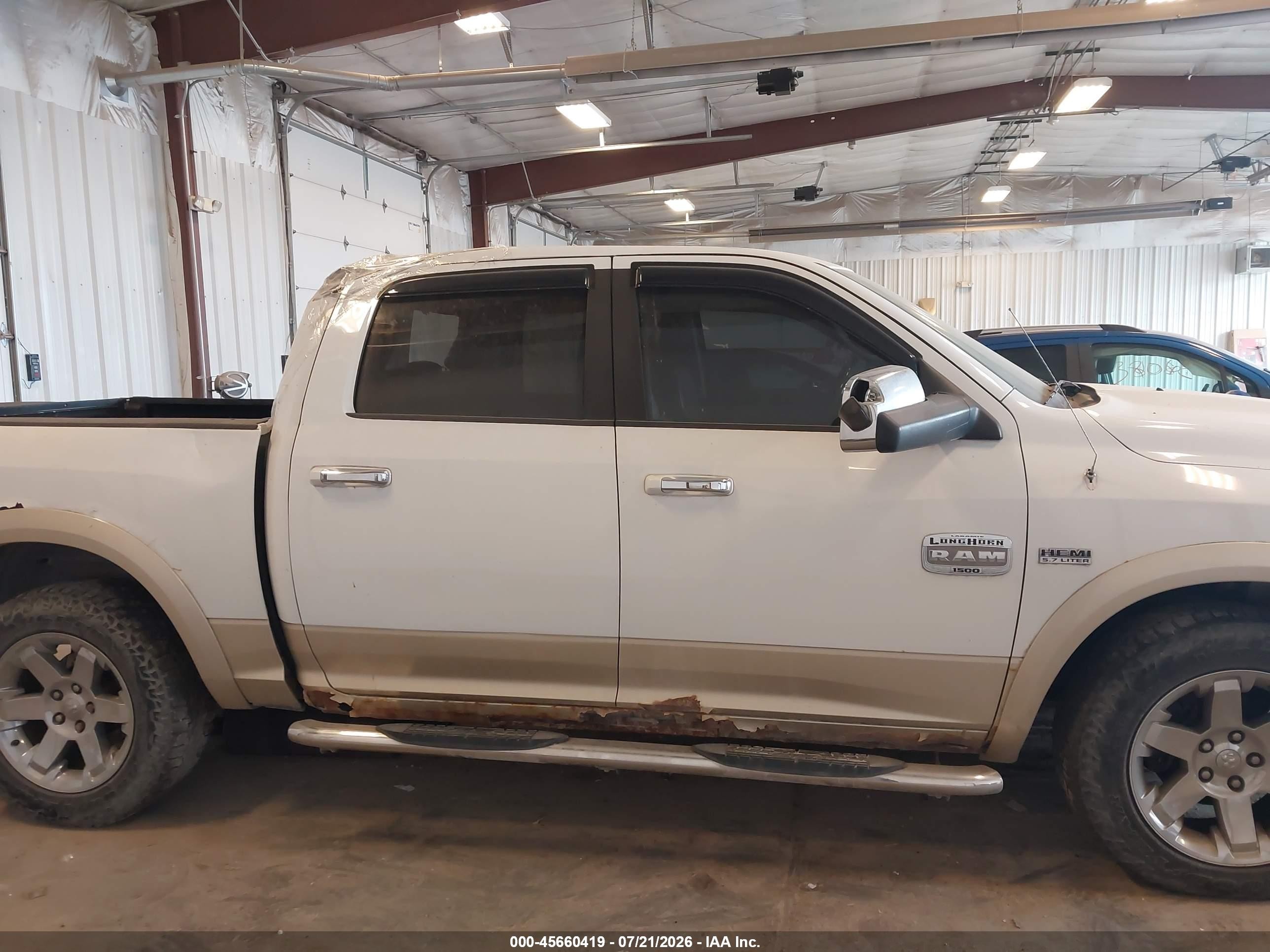 2011 Ram Ram 1500 Laramie Longhorn White vin: 1D7RV1CT2BS616011