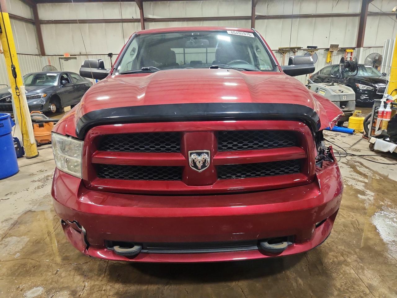 2011 Dodge Ram 1500 Maroon vin: 1D7RV1CT2BS617353