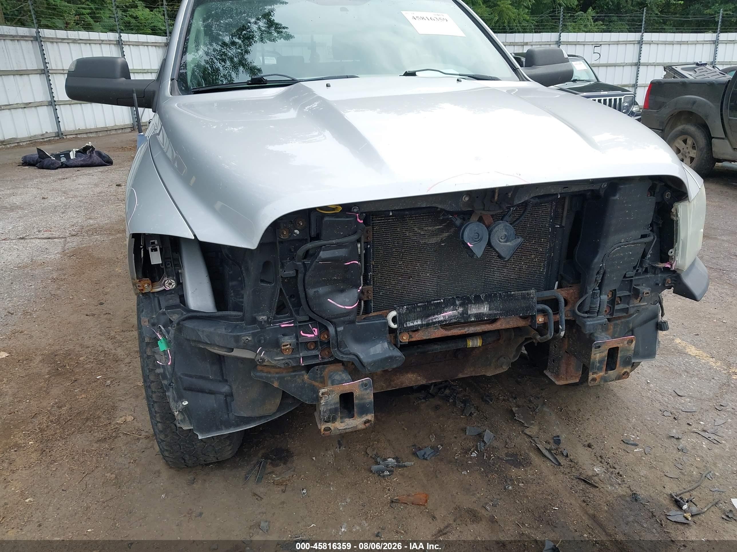 2011 Ram Ram 1500 Slt Серебряный vin: 1D7RV1CT2BS664270