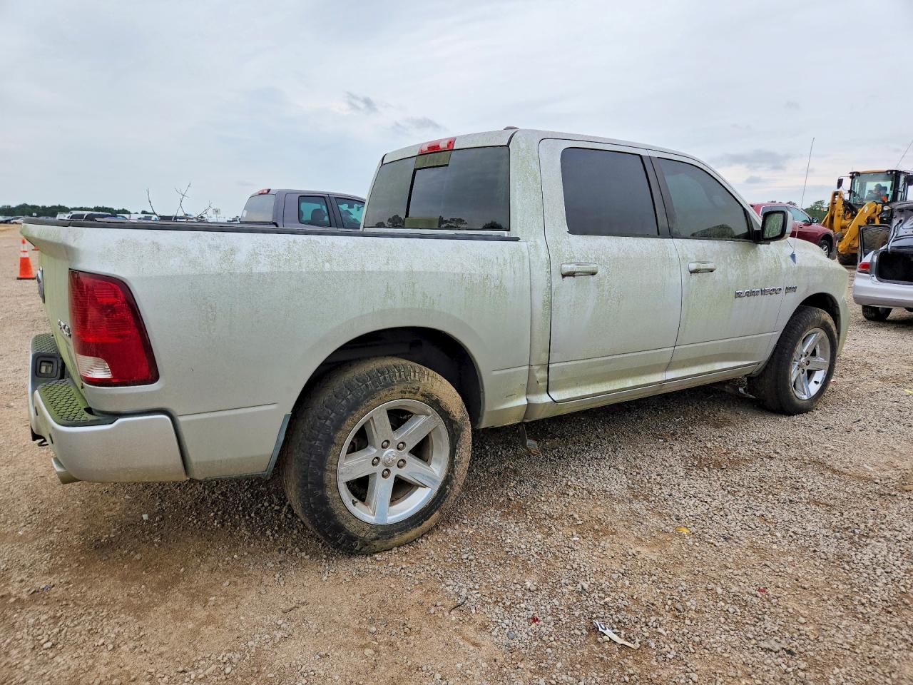 2011 Dodge Ram 1500 Silver vin: 1D7RV1CT2BS713466