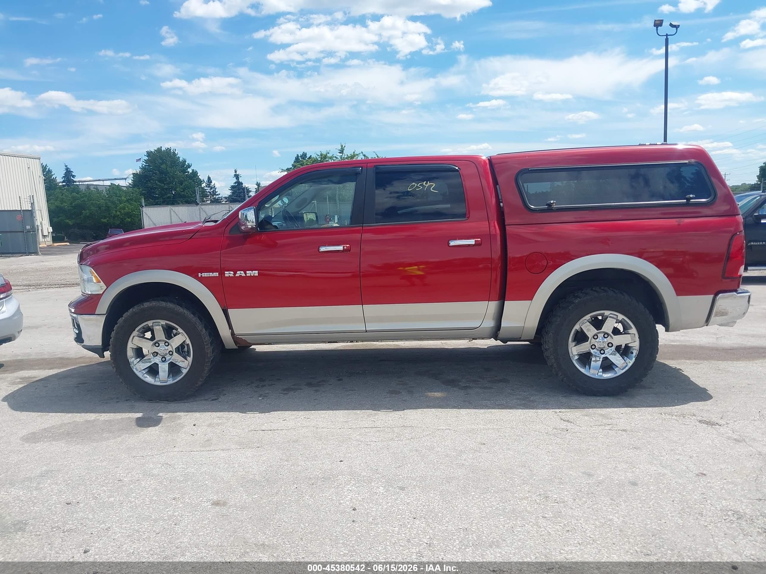 2010 Dodge Ram 1500 Laramie Red vin: 1D7RV1CT3AS137028