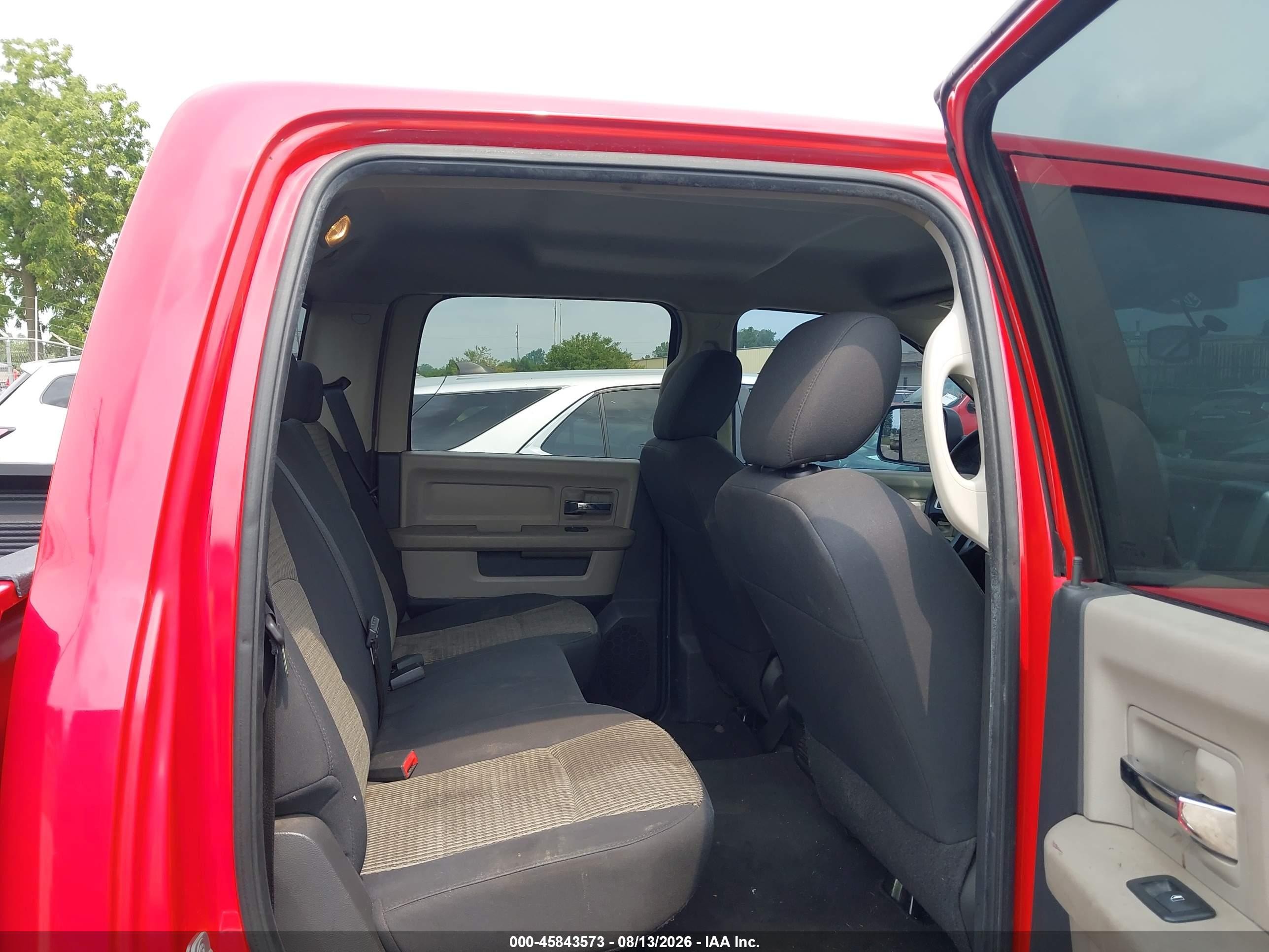 2010 Dodge Ram 1500 Slt/sport/trx Red vin: 1D7RV1CT3AS146909