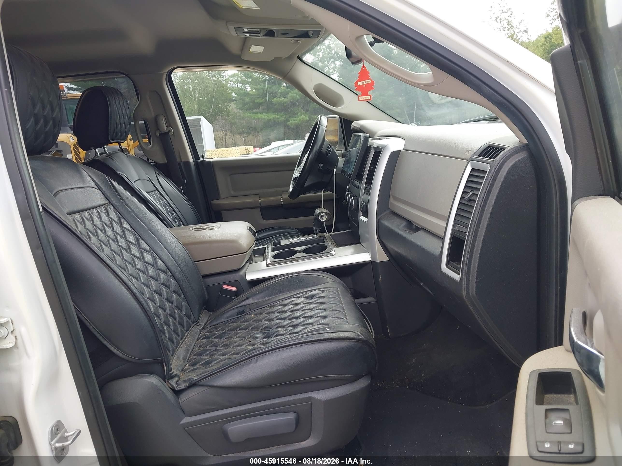 2010 Dodge Ram 1500 Slt/sport/trx White vin: 1D7RV1CT3AS198315