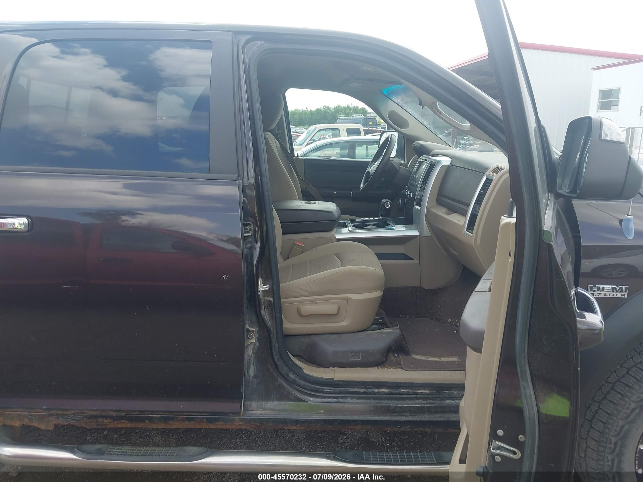 2011 Ram Ram 1500 Slt Черный vin: 1D7RV1CT3BS509856