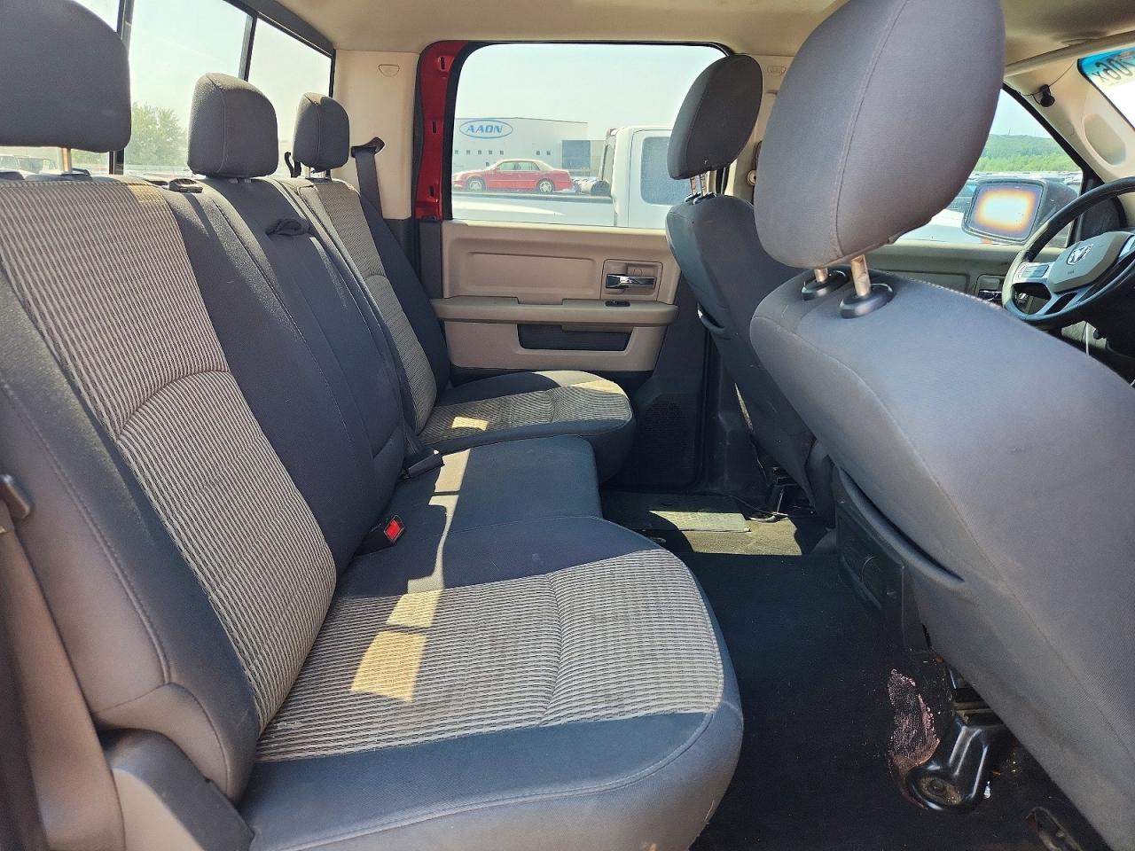2010 Dodge Ram 1500 Red vin: 1D7RV1CT4AS128144
