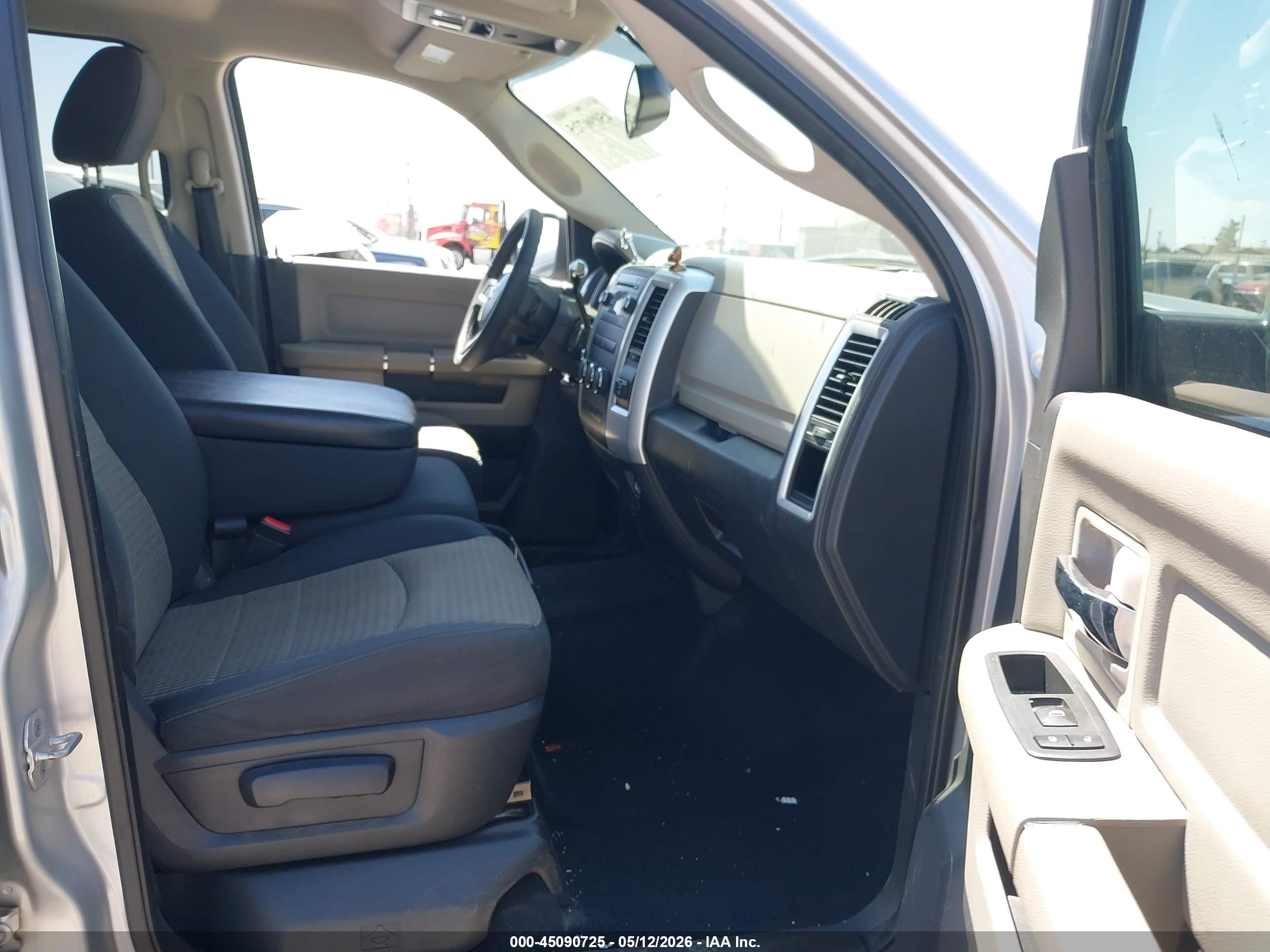 2011 Ram Ram 1500 Slt Silver vin: 1D7RV1CT4BS522874