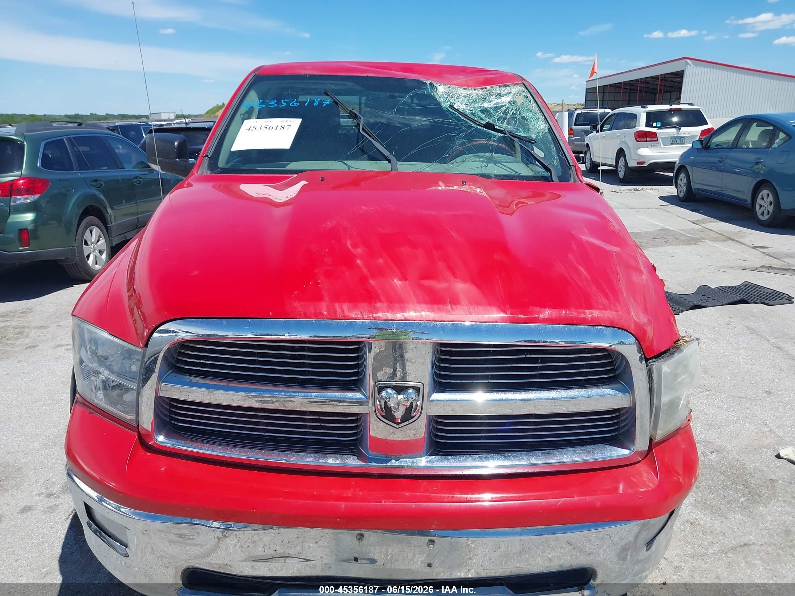 2011 Ram Ram 1500 Slt Красный vin: 1D7RV1CT4BS531025