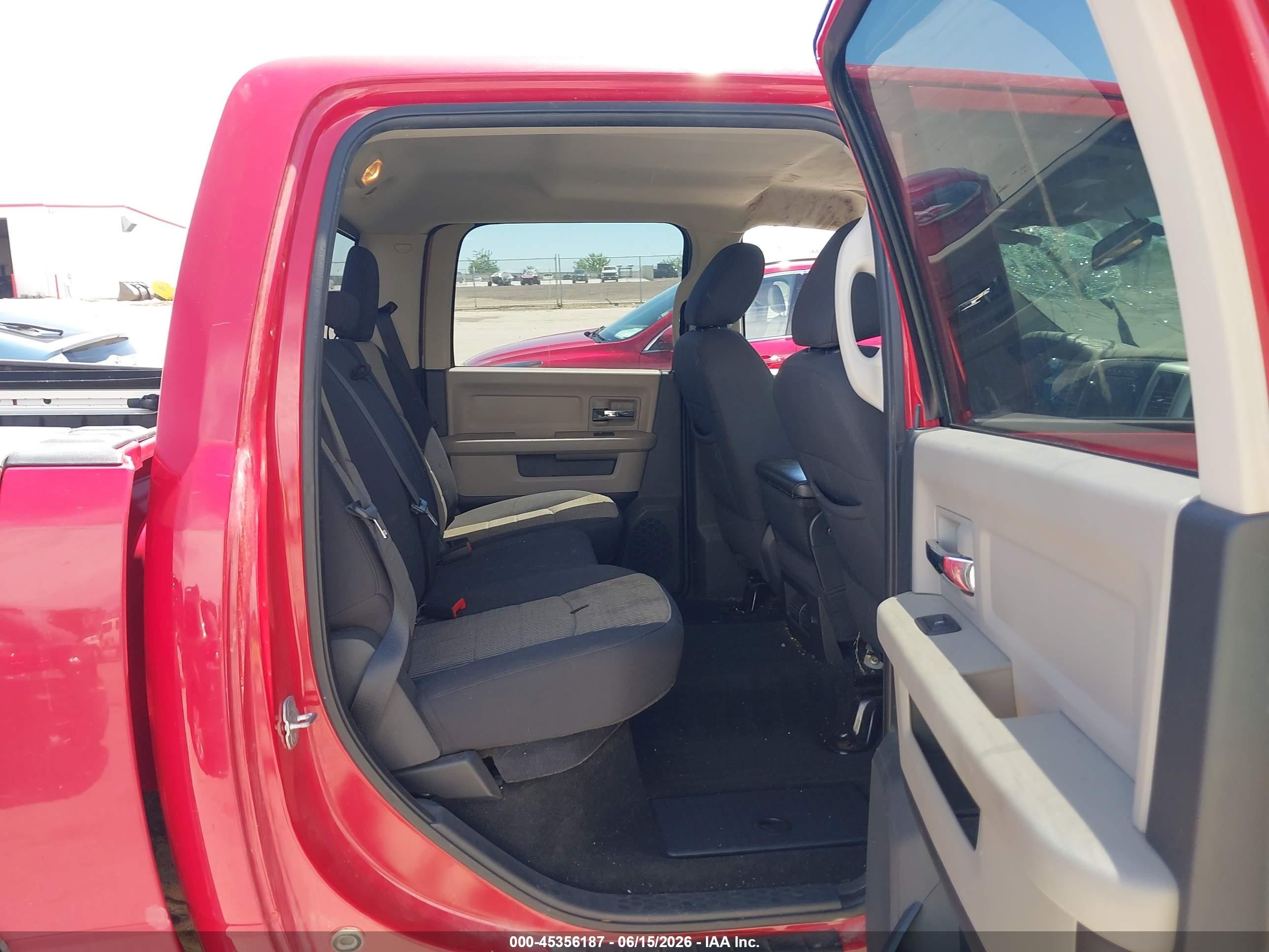 2011 Ram Ram 1500 Slt Красный vin: 1D7RV1CT4BS531025