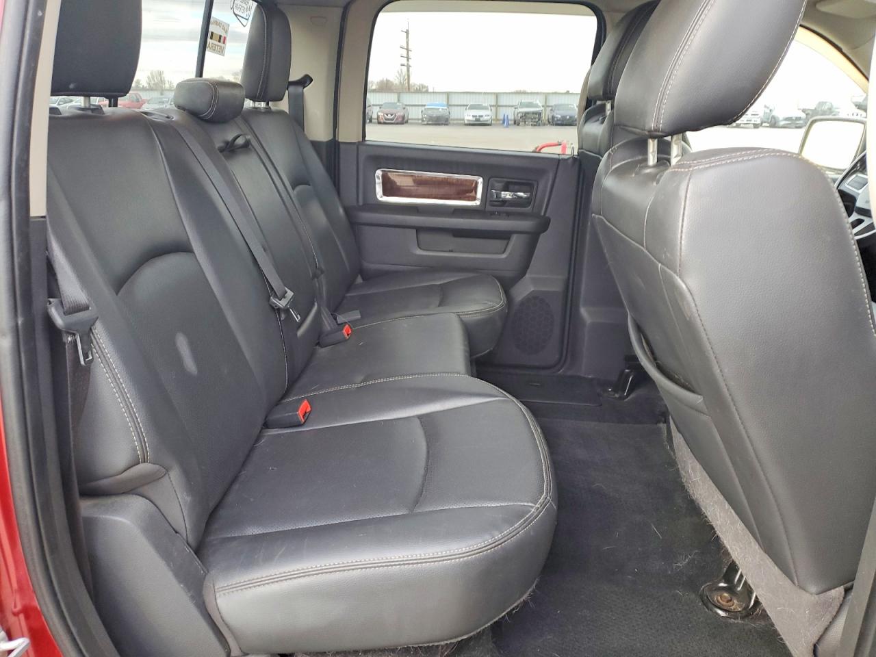2011 Dodge Ram 1500 Red vin: 1D7RV1CT4BS552053