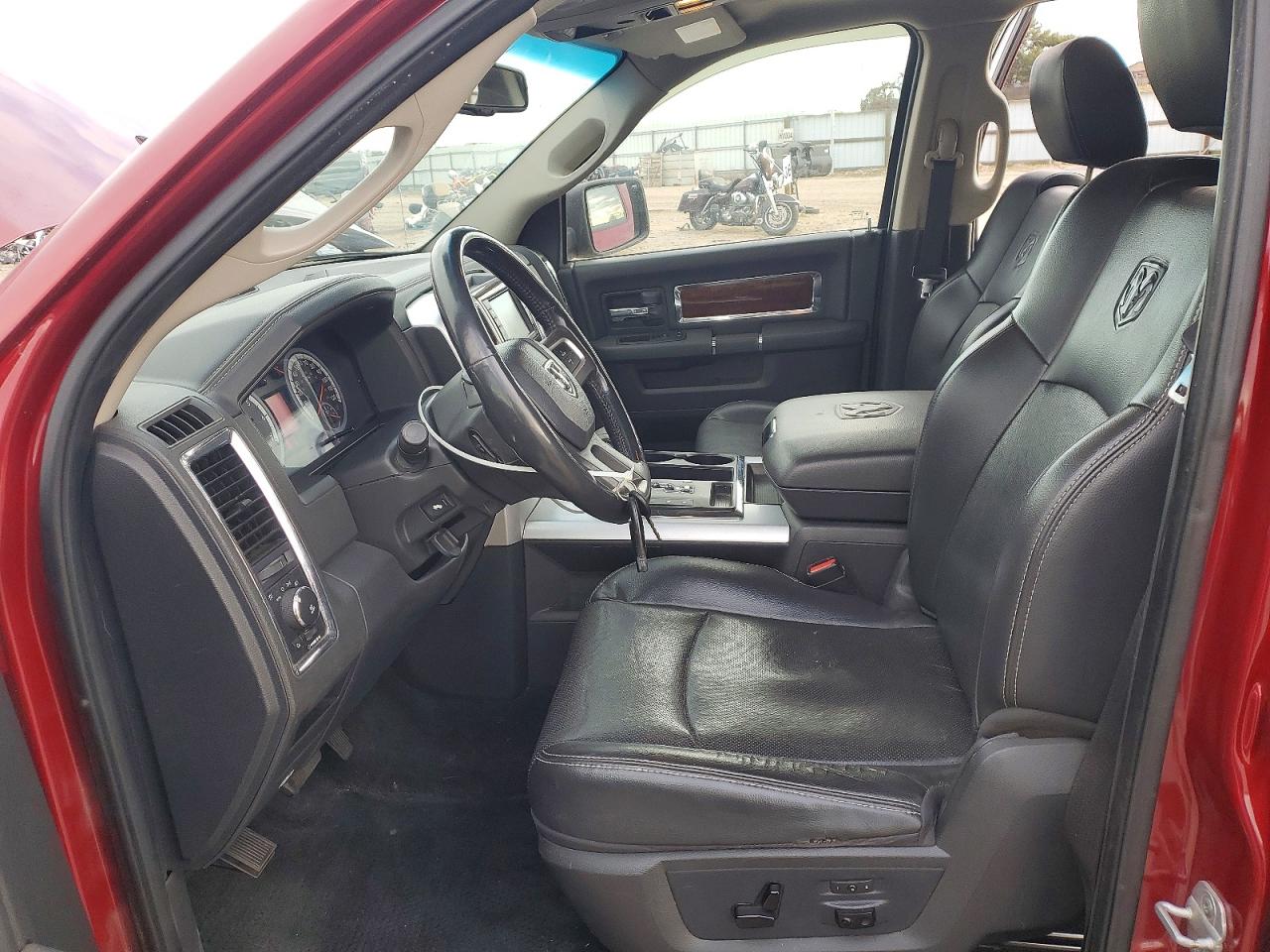 2011 Dodge Ram 1500 Red vin: 1D7RV1CT4BS552053
