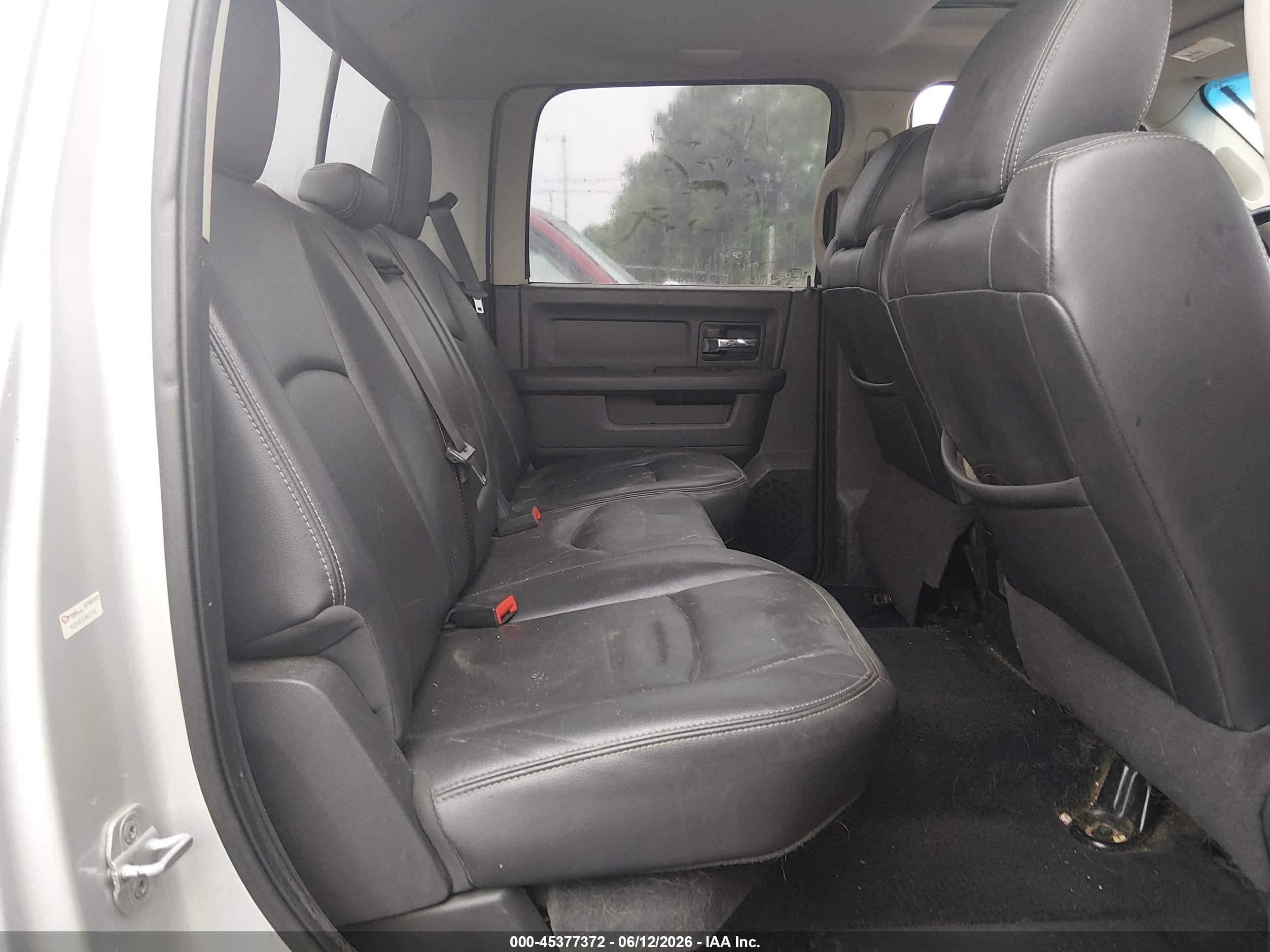 2011 Ram Ram 1500 Sport Серебряный vin: 1D7RV1CT4BS559925