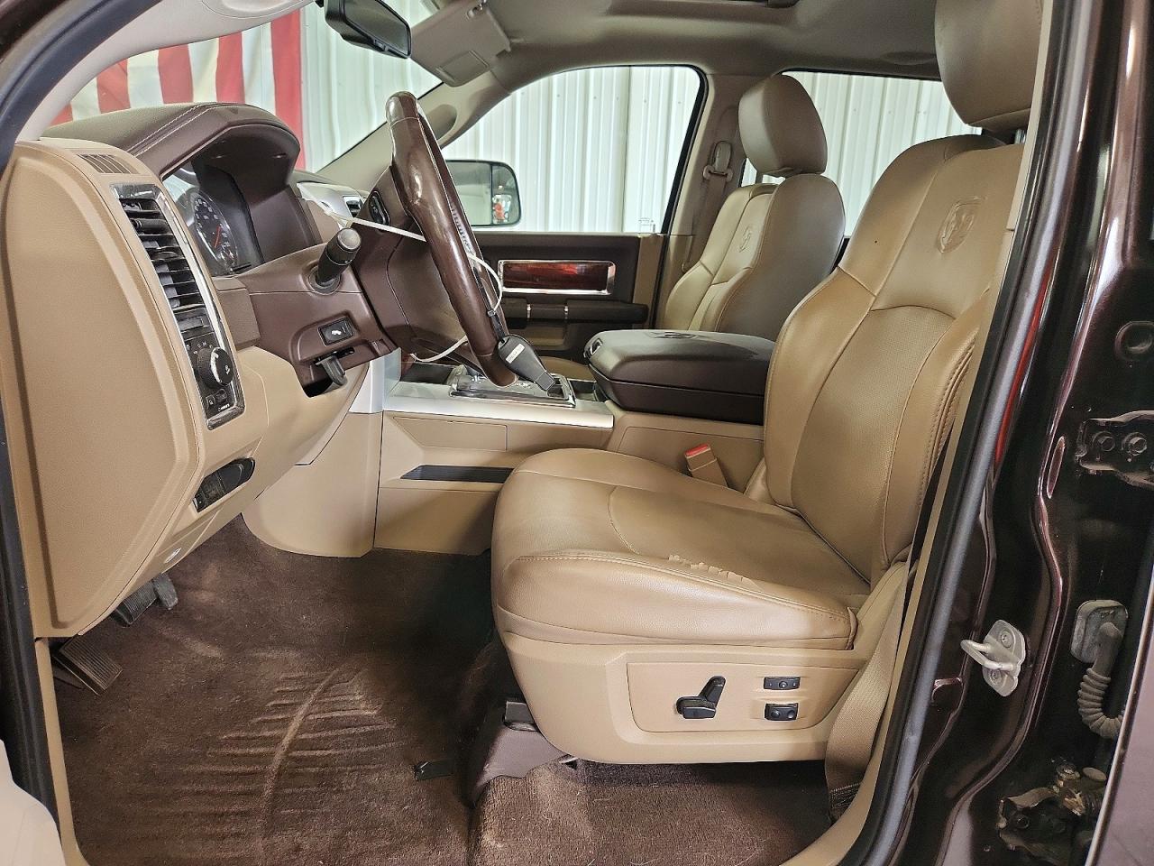 2011 Dodge Ram 1500 Brown vin: 1D7RV1CT4BS595775