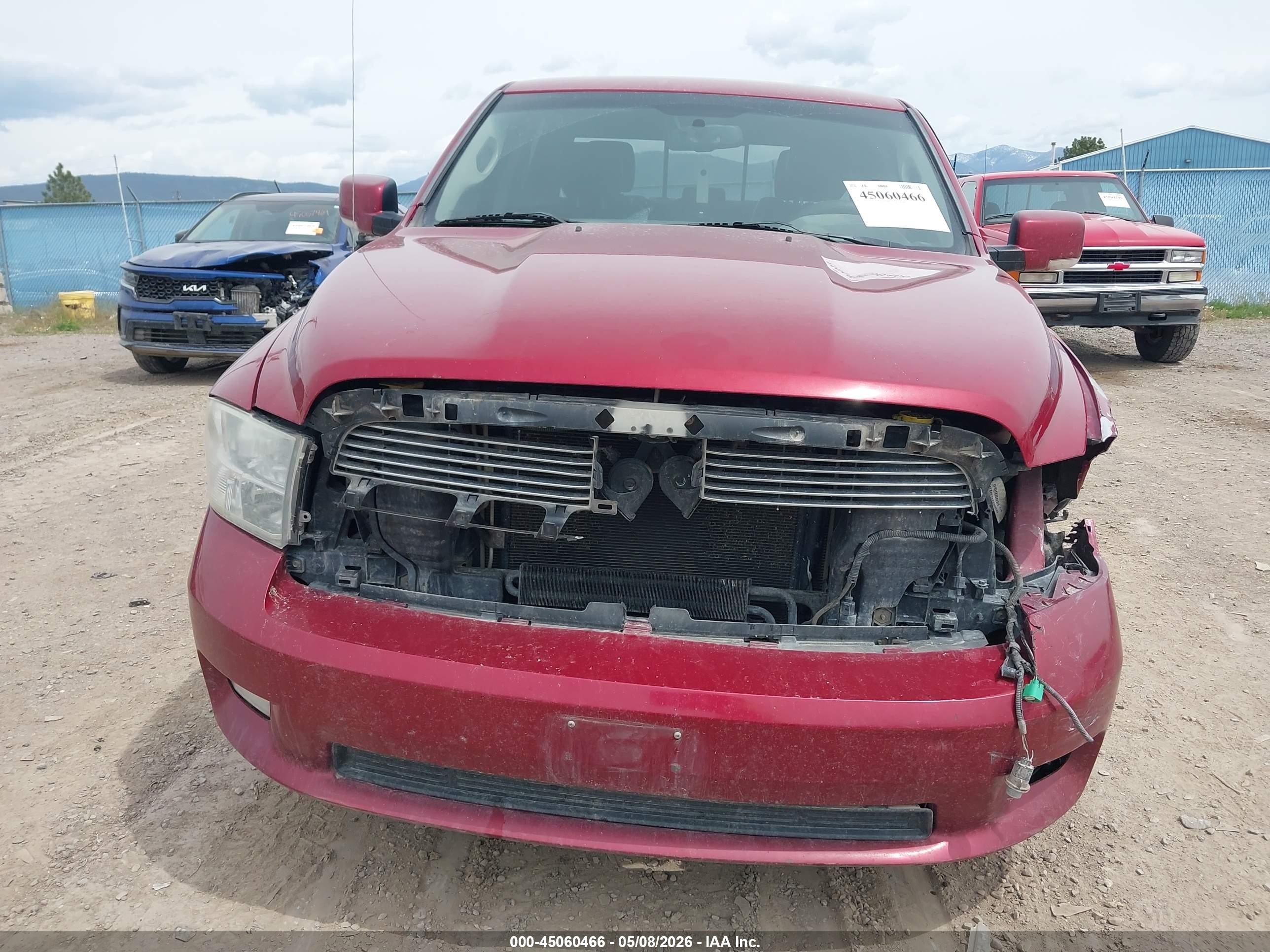 2011 Ram Ram 1500 Sport Темно-бордовый vin: 1D7RV1CT4BS660589