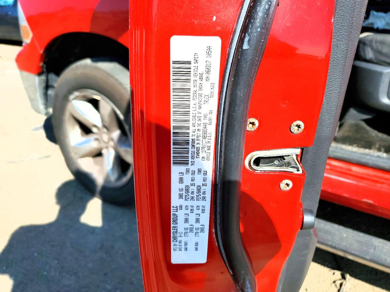 2011 Dodge Ram 1500 Red vin: 1D7RV1CT4BS683449