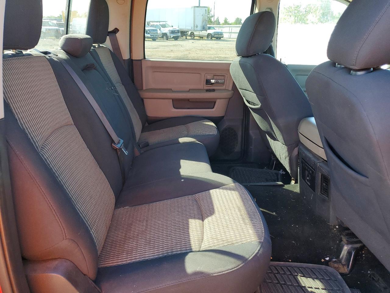 2011 Dodge Ram 1500 Red vin: 1D7RV1CT4BS683449