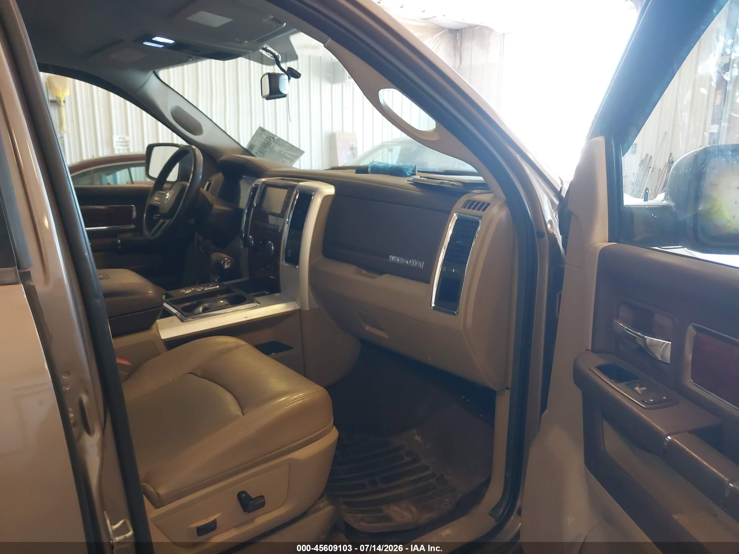 2010 Dodge Ram 1500 Laramie Brown vin: 1D7RV1CT5AS180964