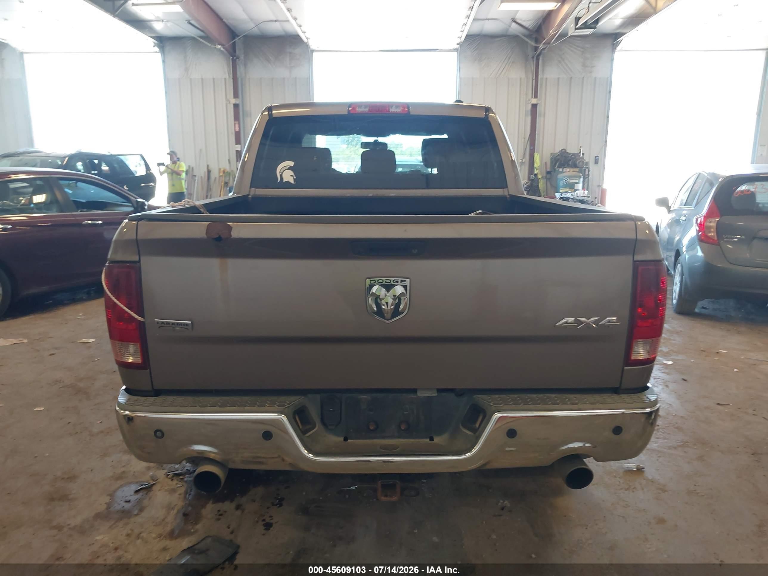 2010 Dodge Ram 1500 Laramie Brown vin: 1D7RV1CT5AS180964