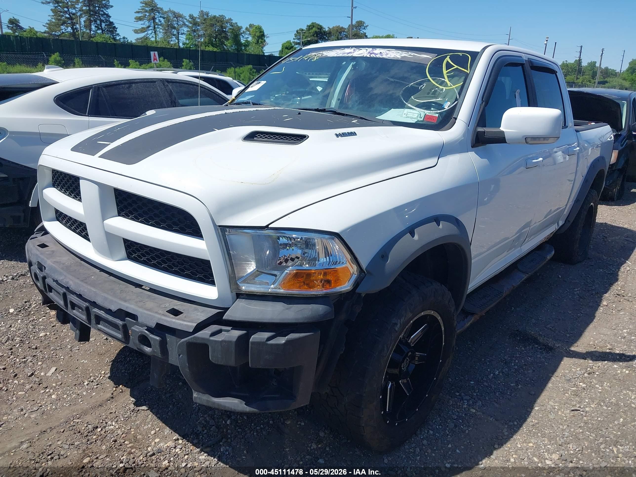 2011 Ram Ram 1500 Sport White vin: 1D7RV1CT5BS590150