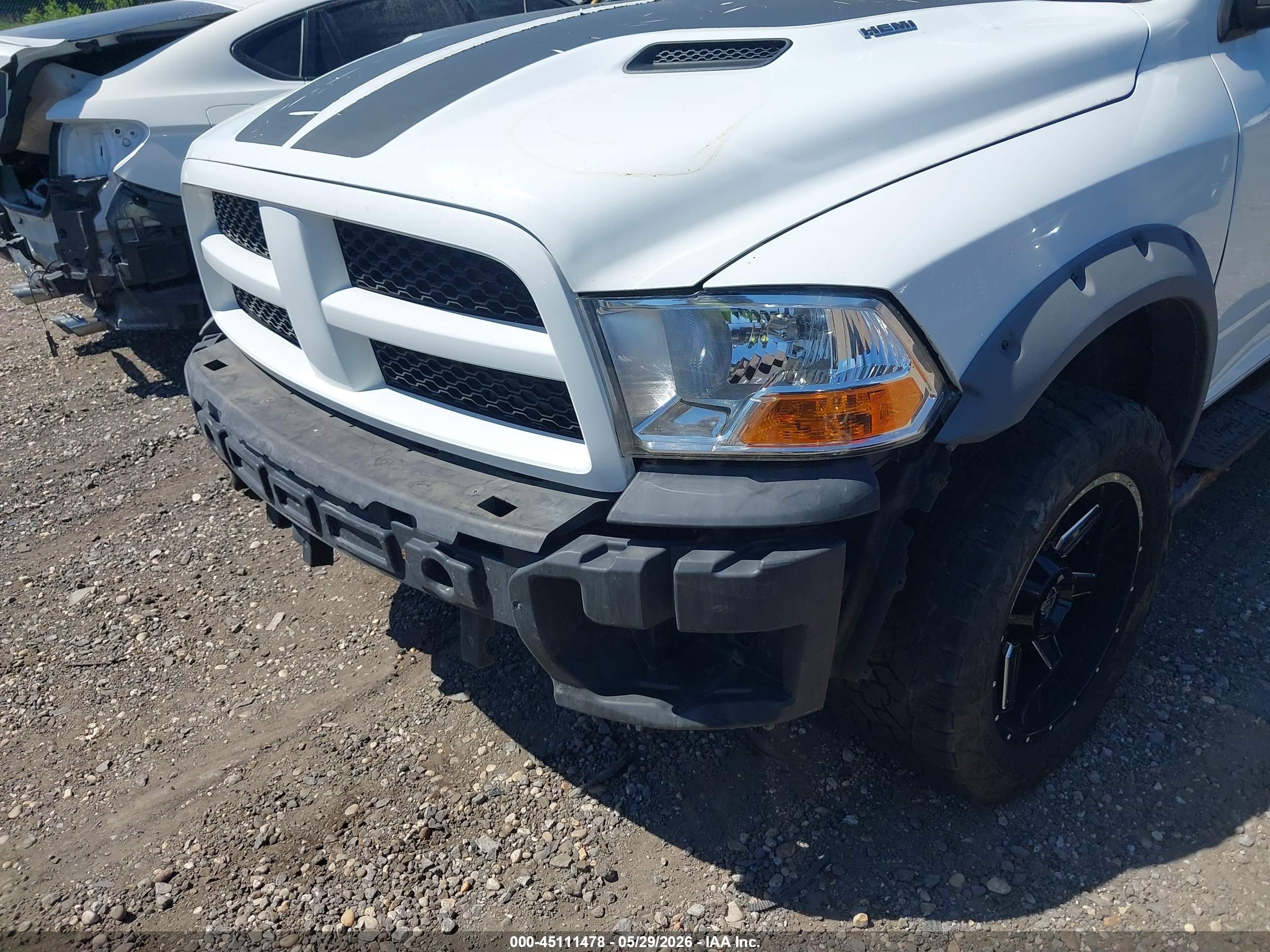 2011 Ram Ram 1500 Sport White vin: 1D7RV1CT5BS590150