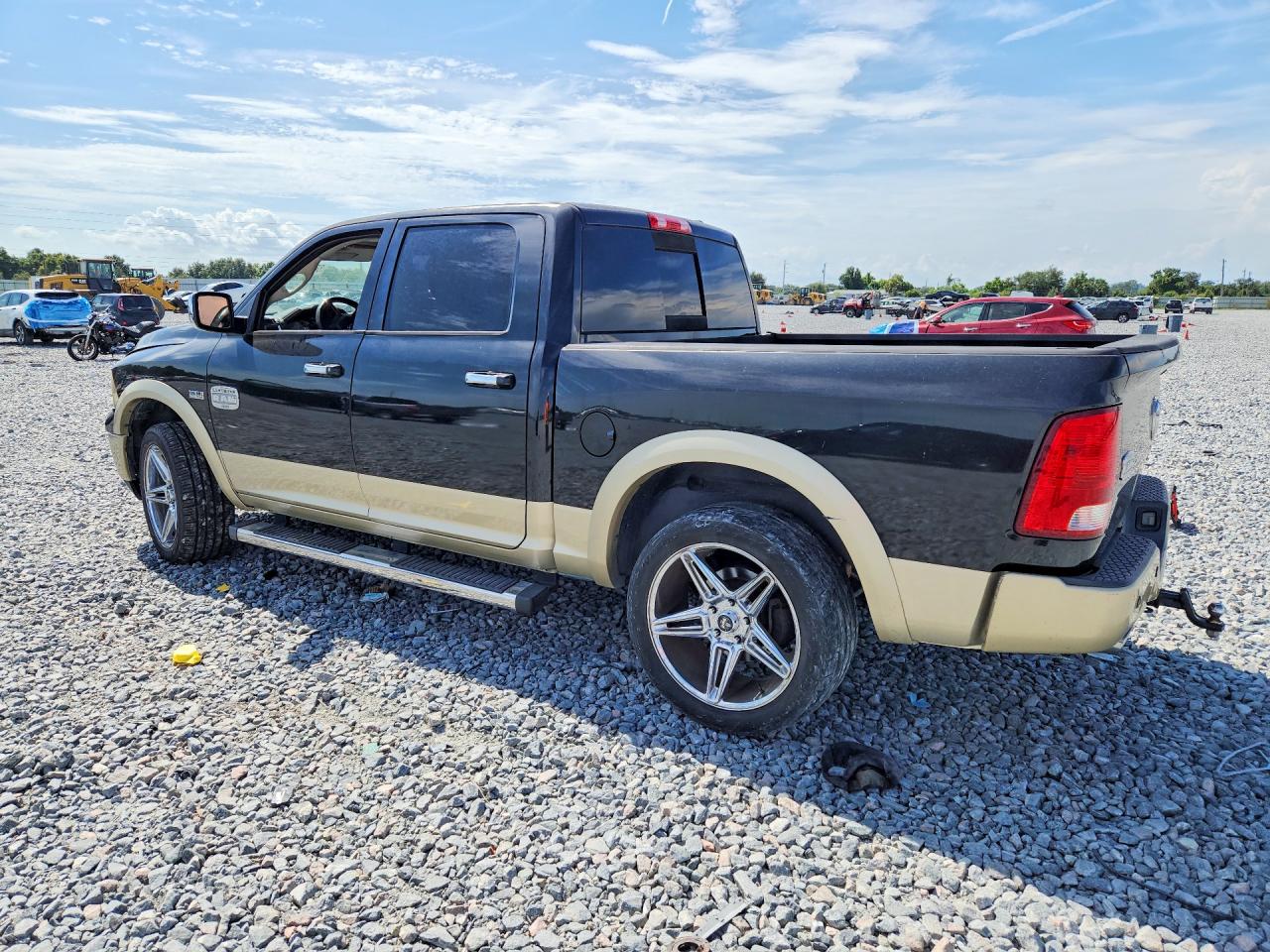2011 Dodge Ram 1500 Черный vin: 1D7RV1CT5BS617069