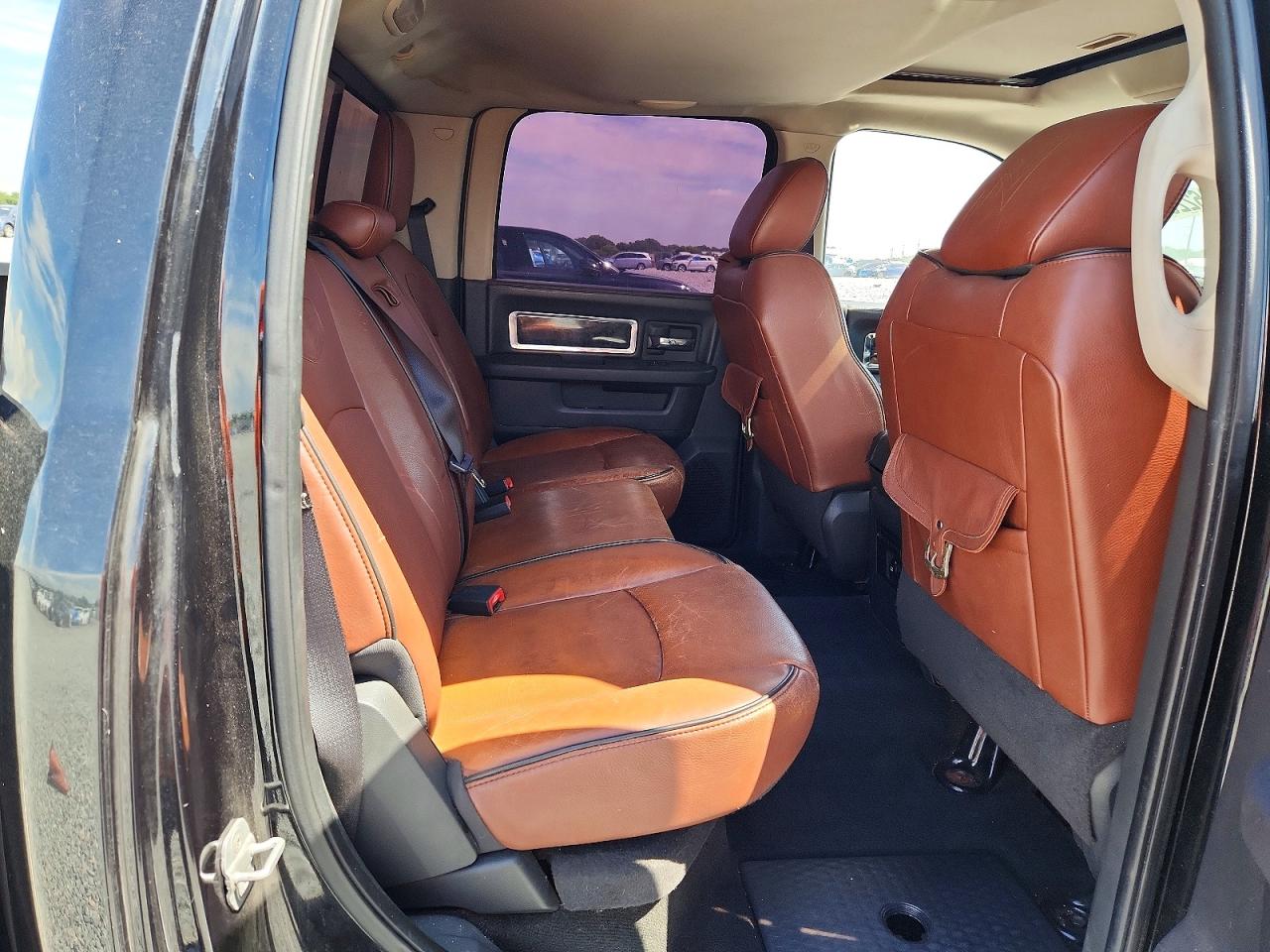 2011 Dodge Ram 1500 Черный vin: 1D7RV1CT5BS617069