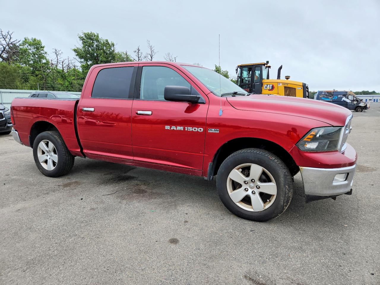 2011 Dodge Ram 1500 Red vin: 1D7RV1CT5BS659659