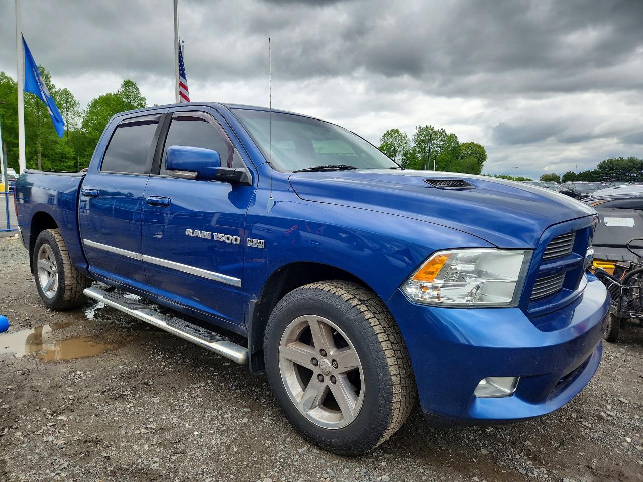 2011 Dodge Ram 1500 Blue vin: 1D7RV1CT5BS675926