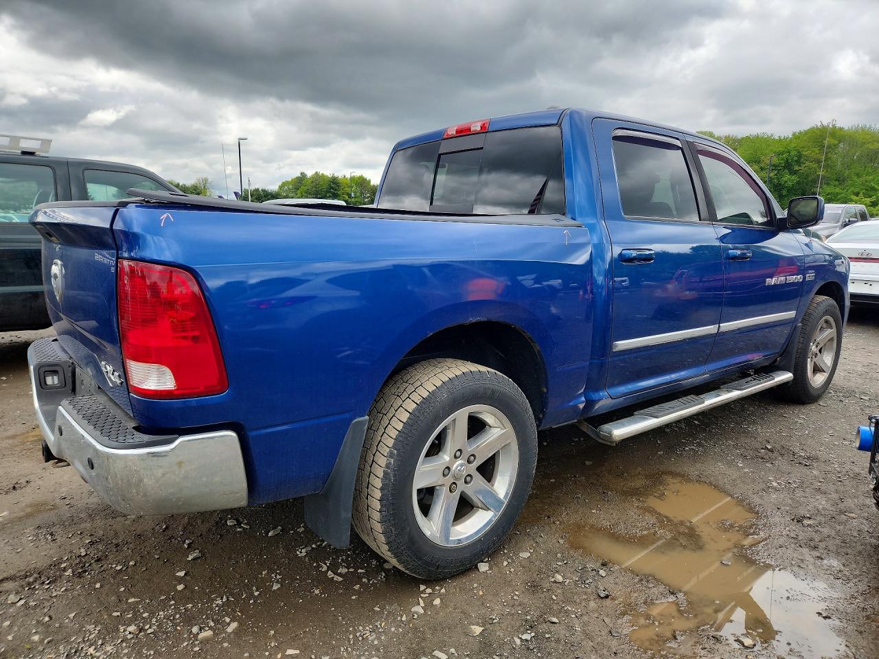 2011 Dodge Ram 1500 Blue vin: 1D7RV1CT5BS675926