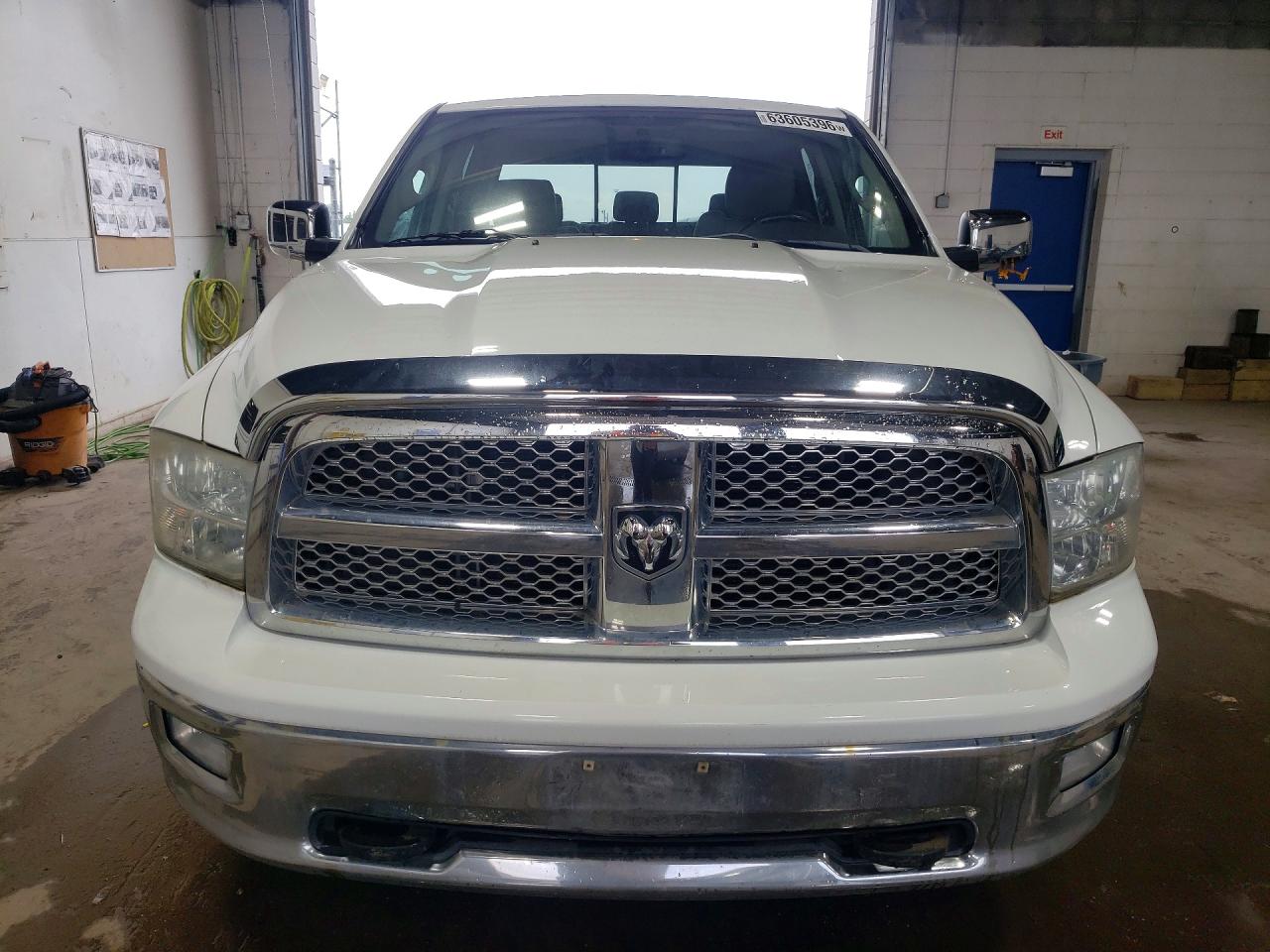 2010 Dodge Ram 1500 White vin: 1D7RV1CT6AS153739