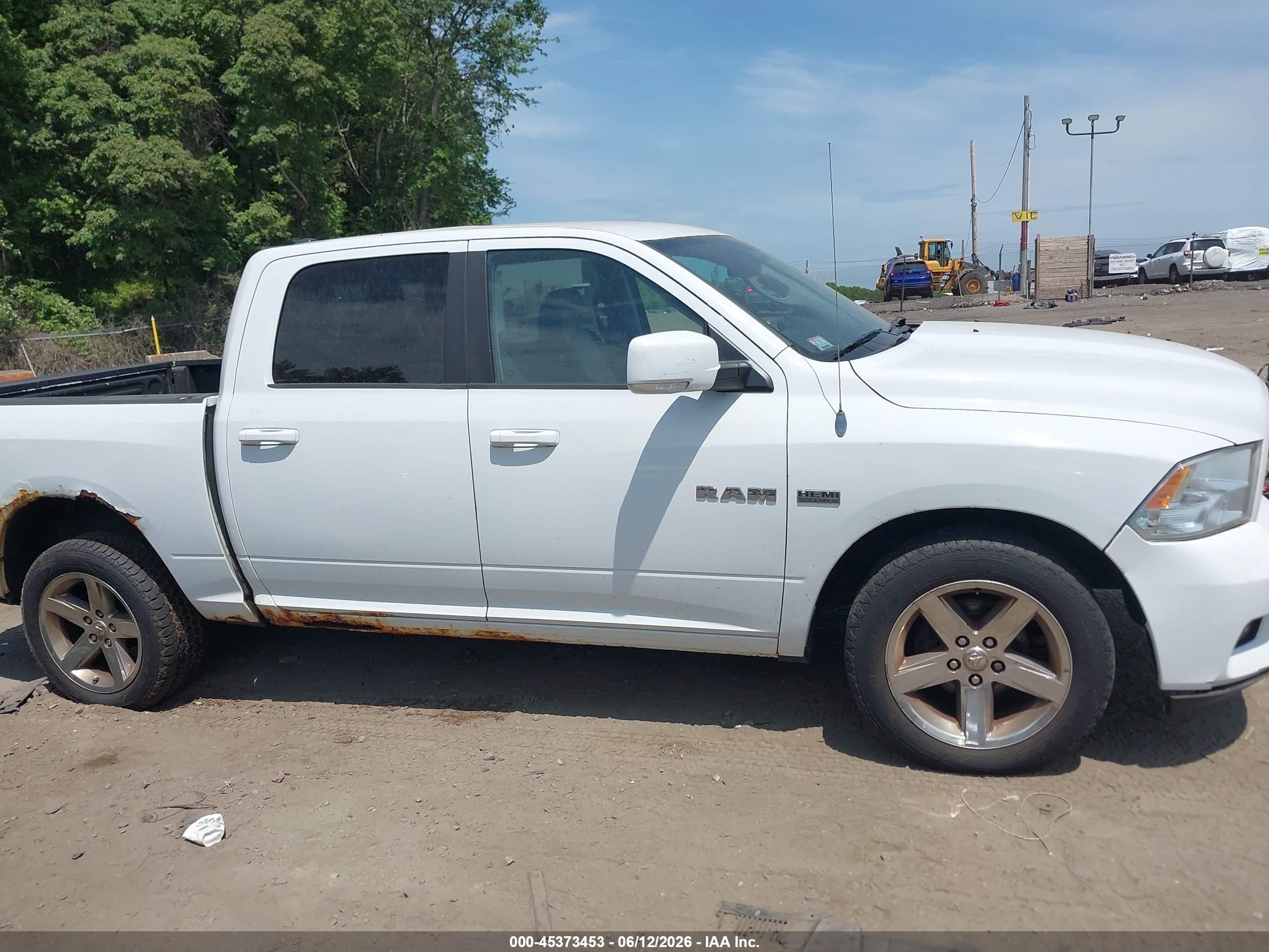 2010 Dodge Ram 1500 Slt/sport/trx White vin: 1D7RV1CT6AS177801