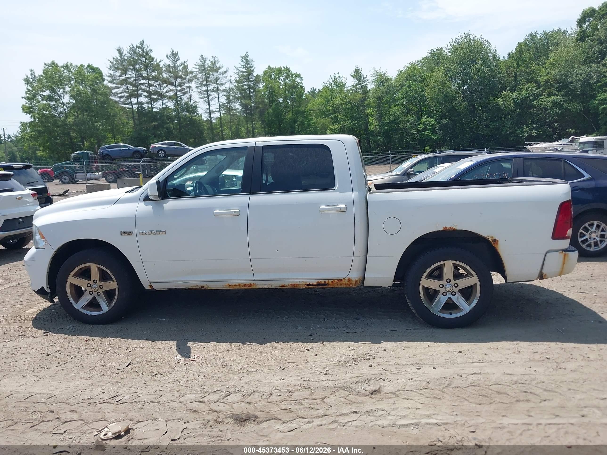 2010 Dodge Ram 1500 Slt/sport/trx White vin: 1D7RV1CT6AS177801