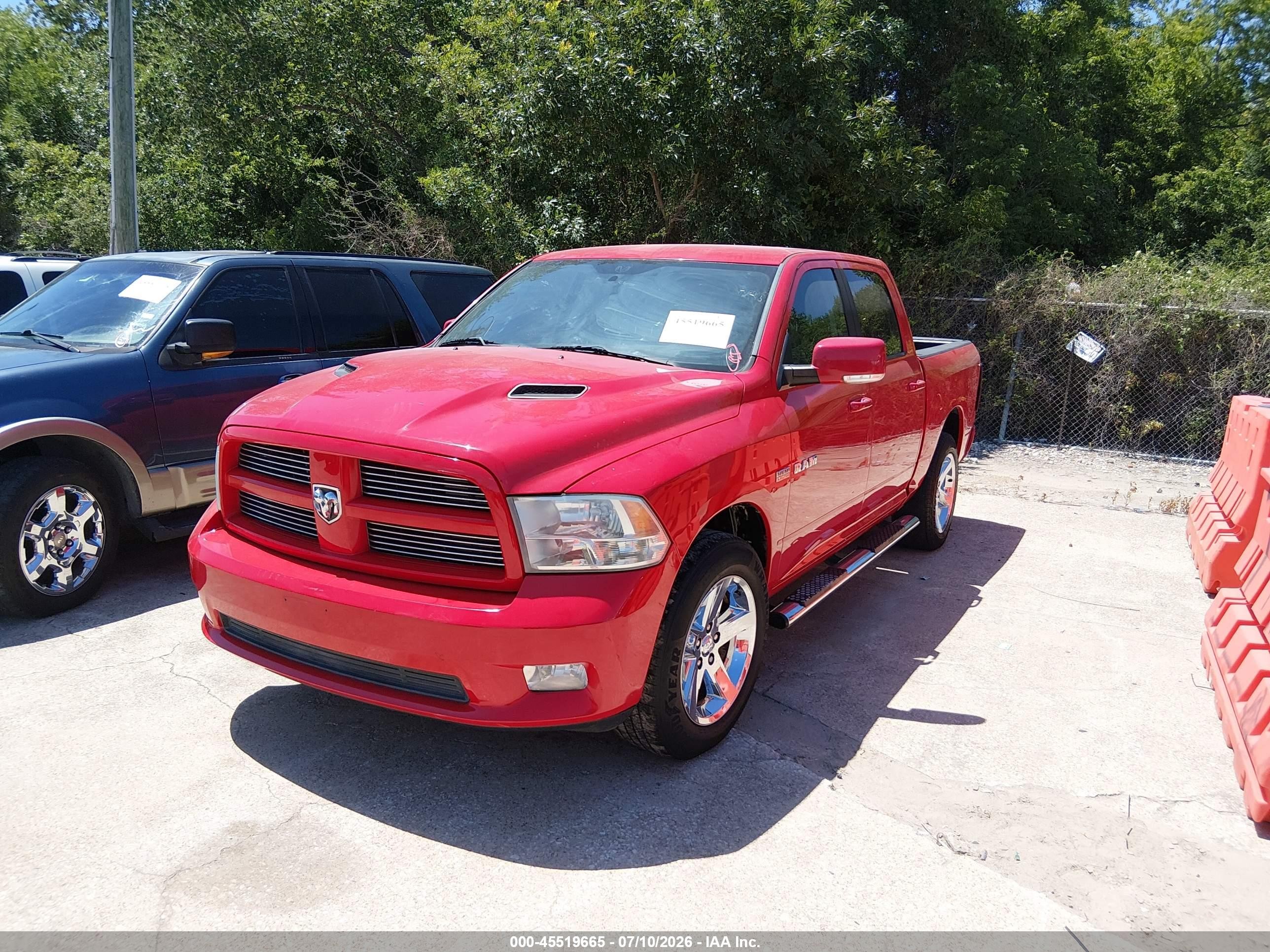 2010 Dodge Ram 1500 Slt/sport/trx Red vin: 1D7RV1CT6AS194369