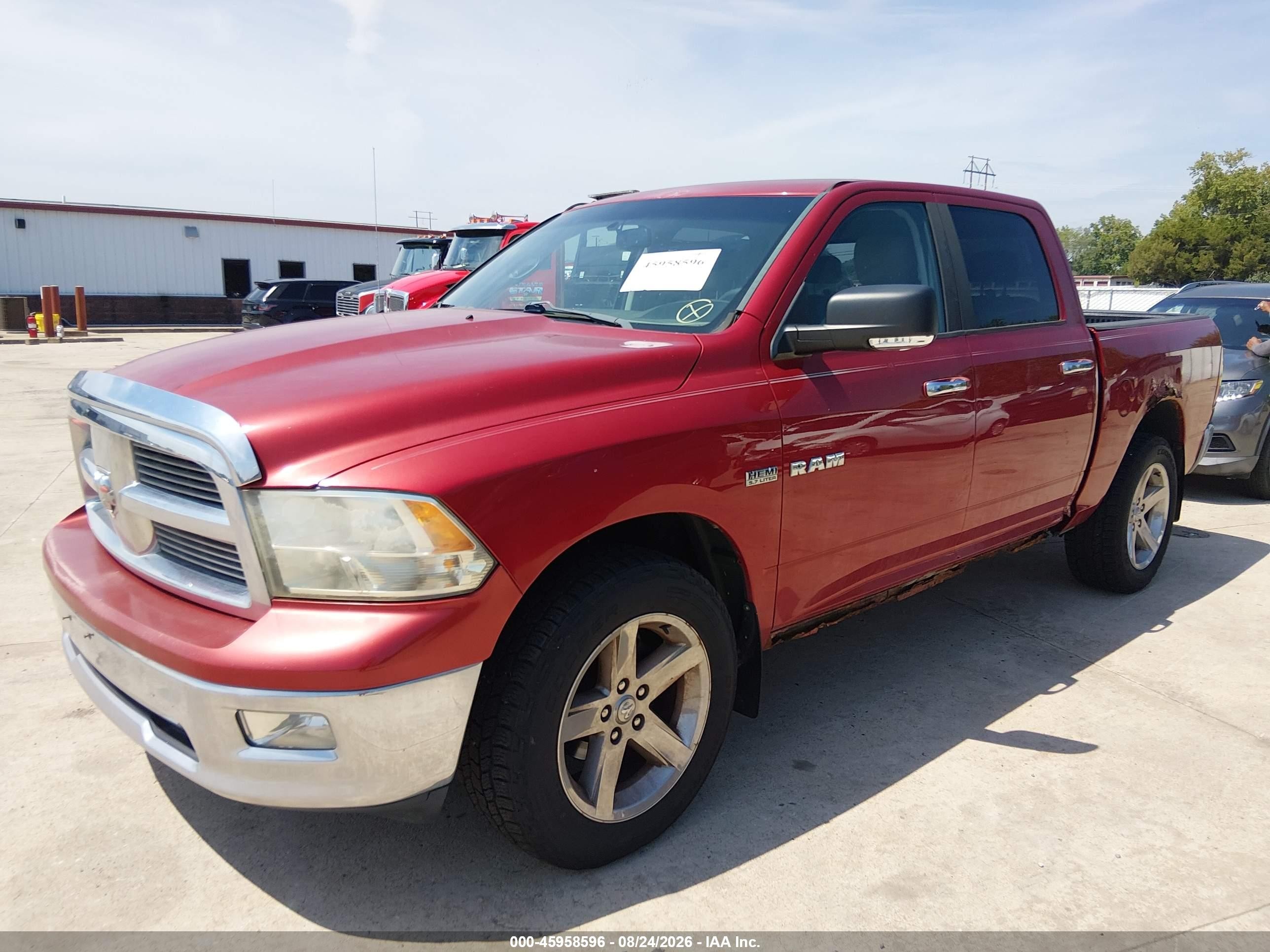 2010 Dodge Ram 1500 Slt/sport/trx Красный vin: 1D7RV1CT6AS205533