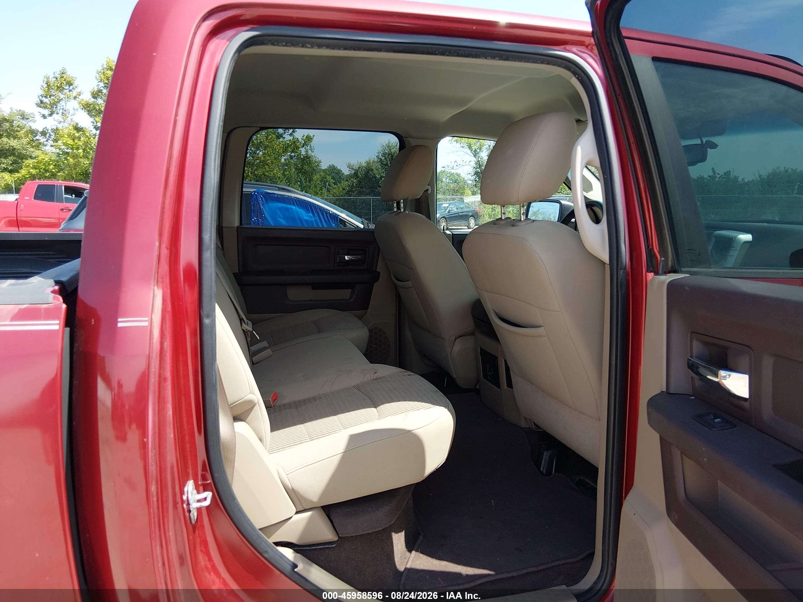 2010 Dodge Ram 1500 Slt/sport/trx Красный vin: 1D7RV1CT6AS205533